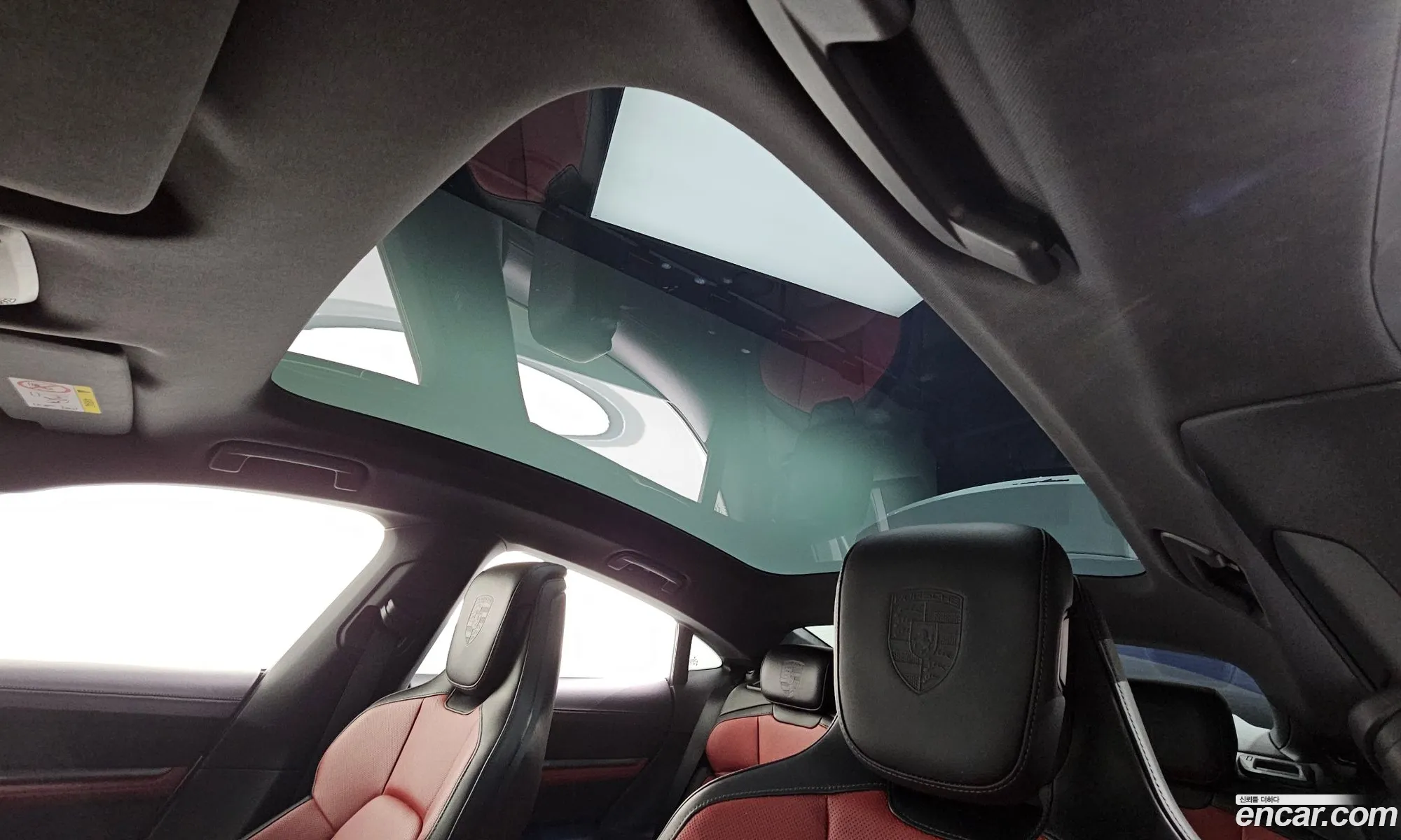 Porsche Taycan 2024 — 4