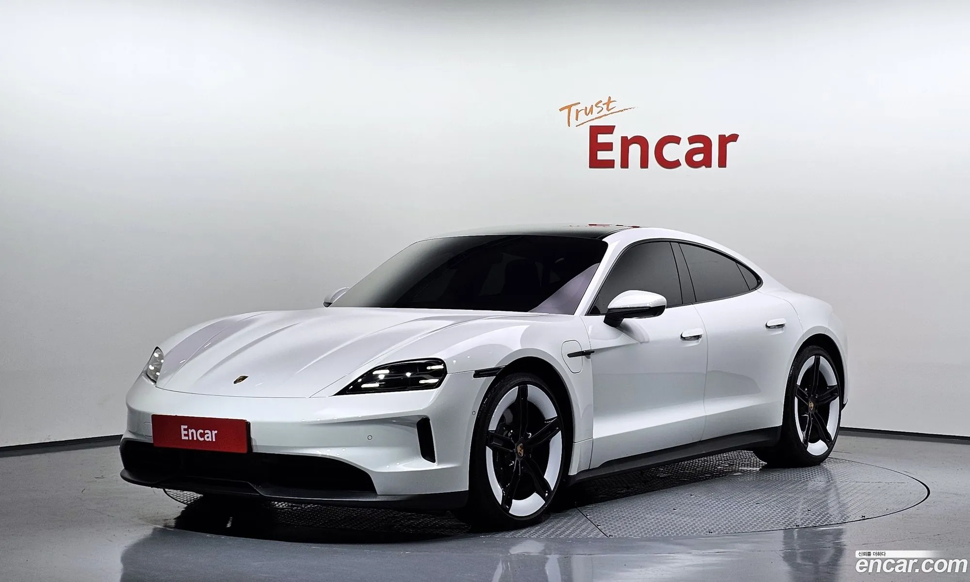 Porsche Taycan 2024 — 7