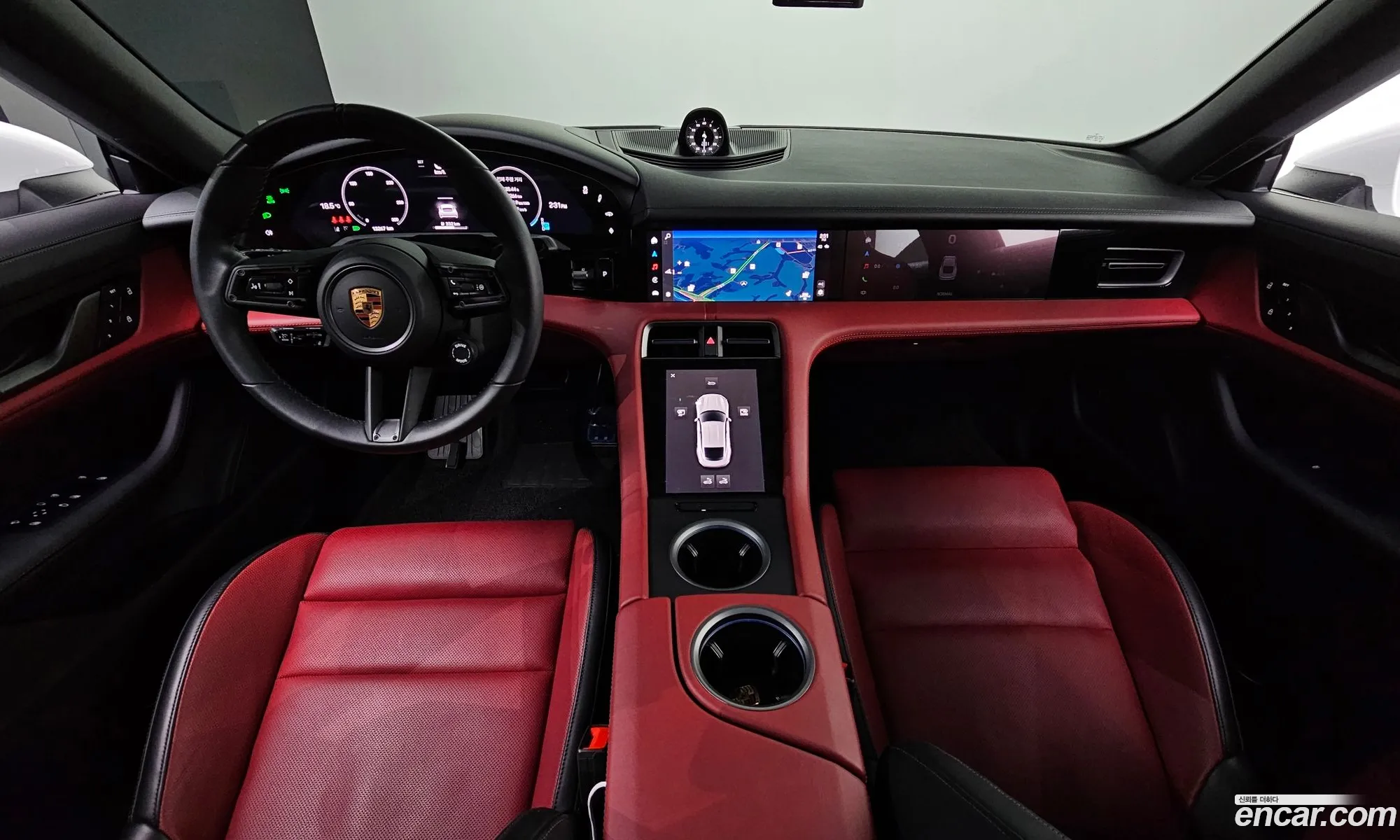 Porsche Taycan 2024 — 17