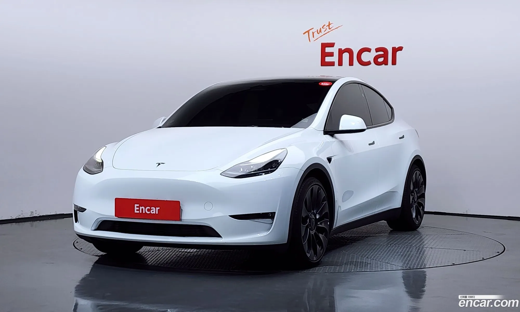 Tesla Model Y 2024 LRWYGCEL9RC564080 — 10