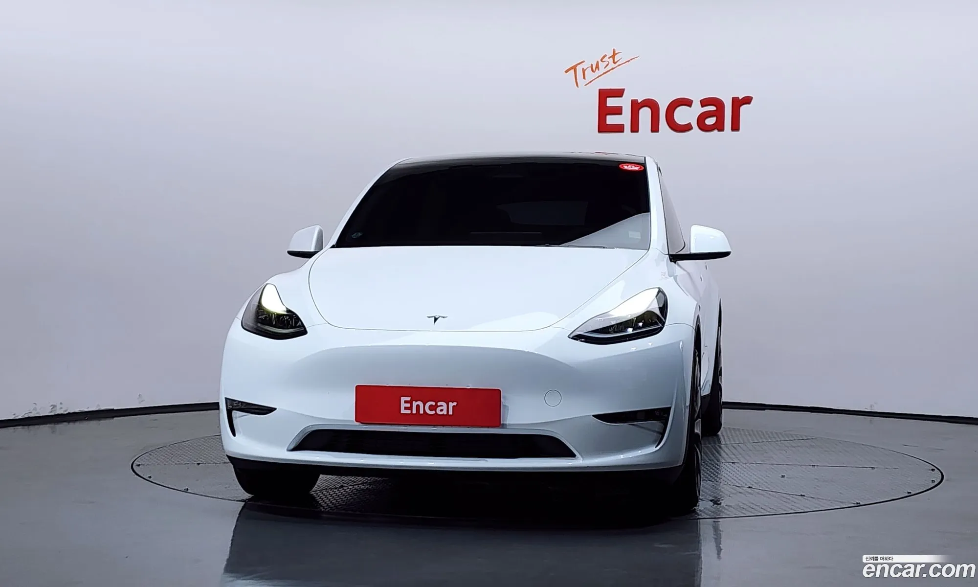 Tesla Model Y 2024 LRWYGCEL9RC564080 — 9