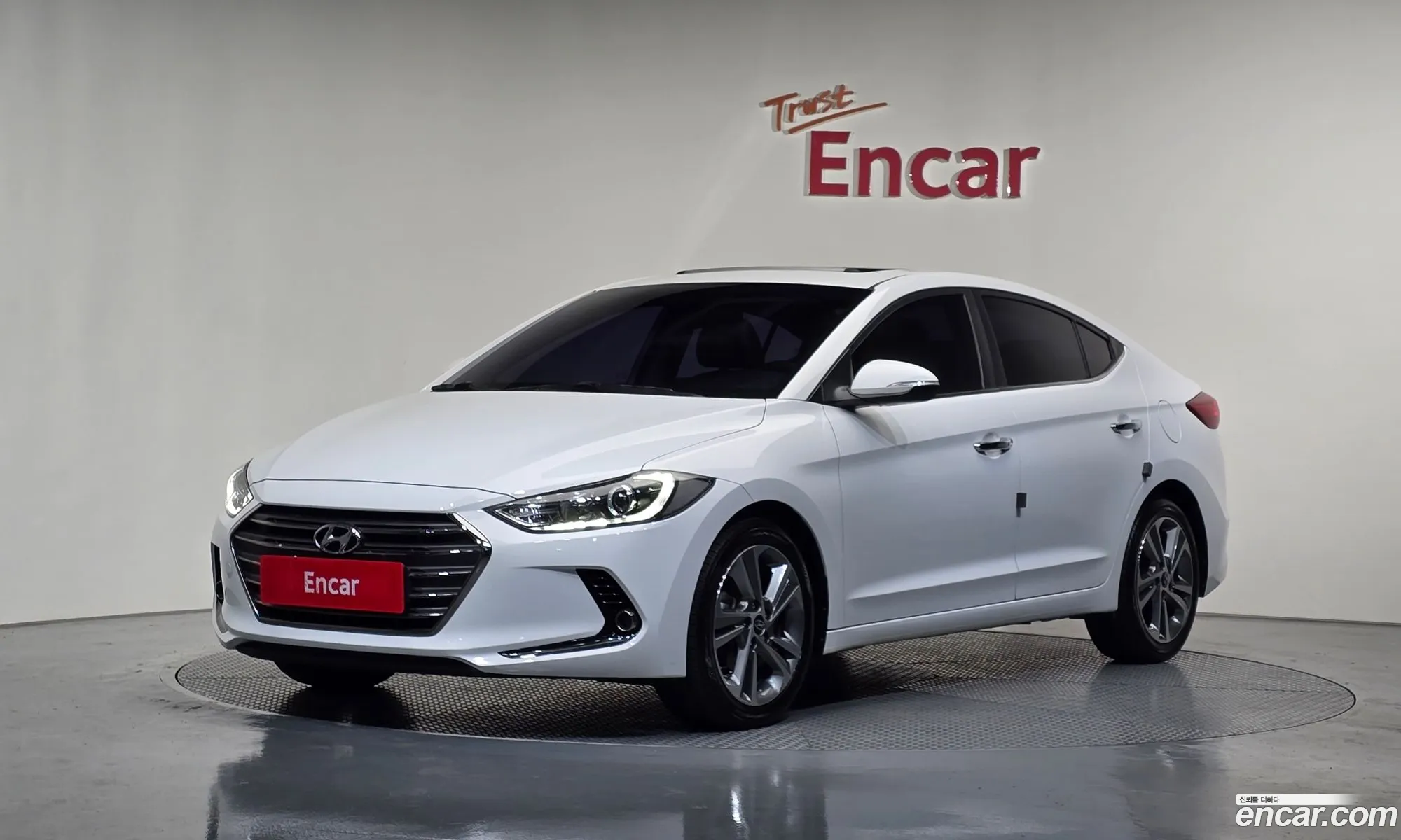 Hyundai Elantra AD 2016 — 4