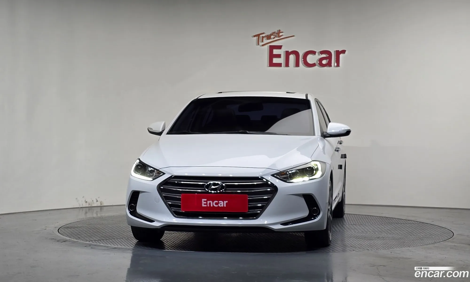 Hyundai Elantra AD 2016 — 2