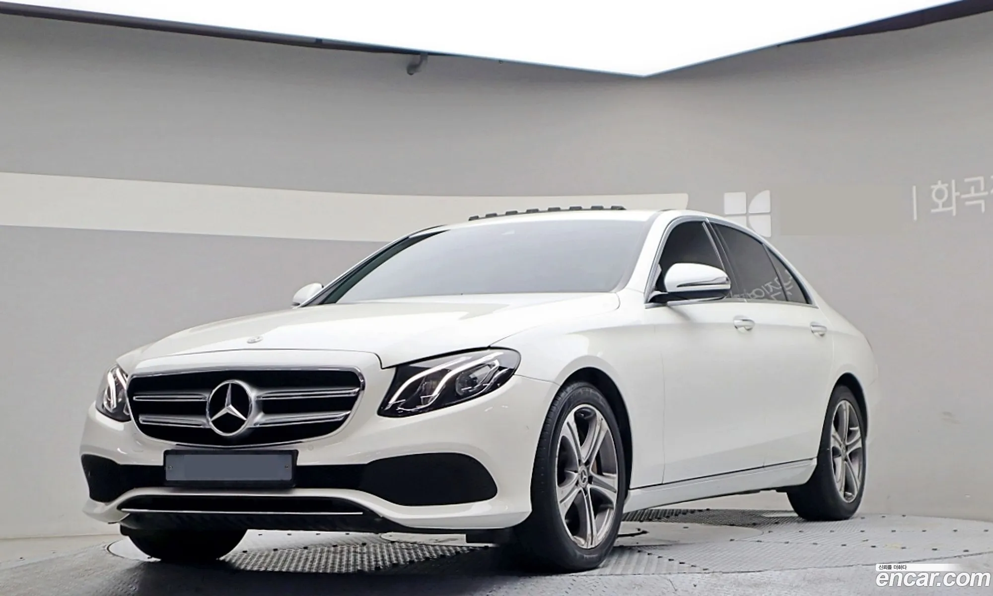 Mercedes-Benz E-Class W213 2019 — 14