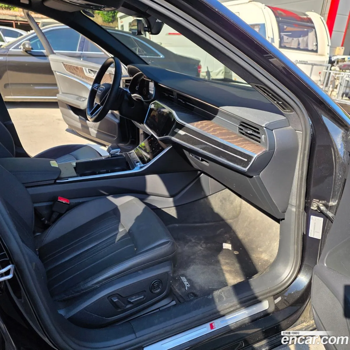 Audi A6 2021 — 2
