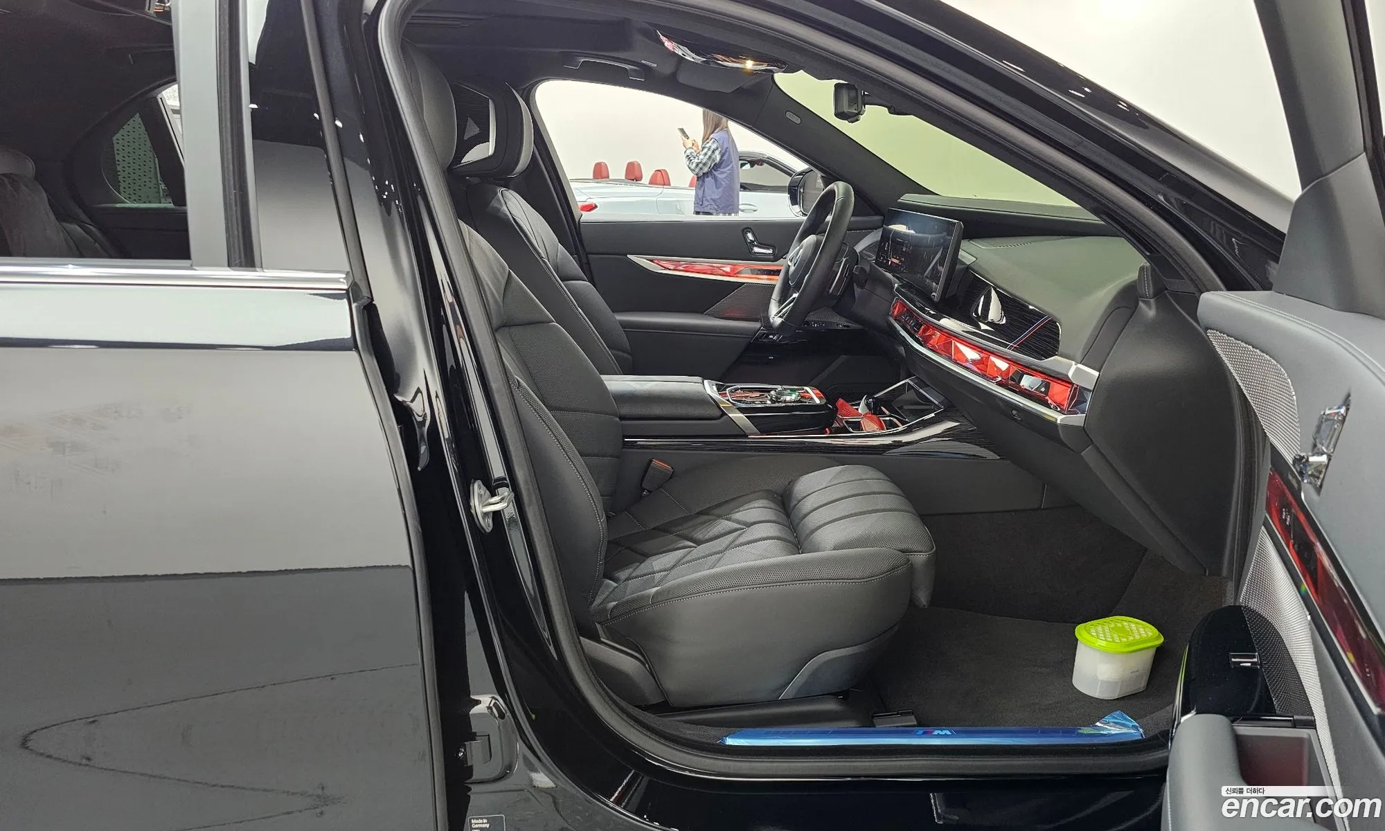 BMW 7 Series 2025 — 2