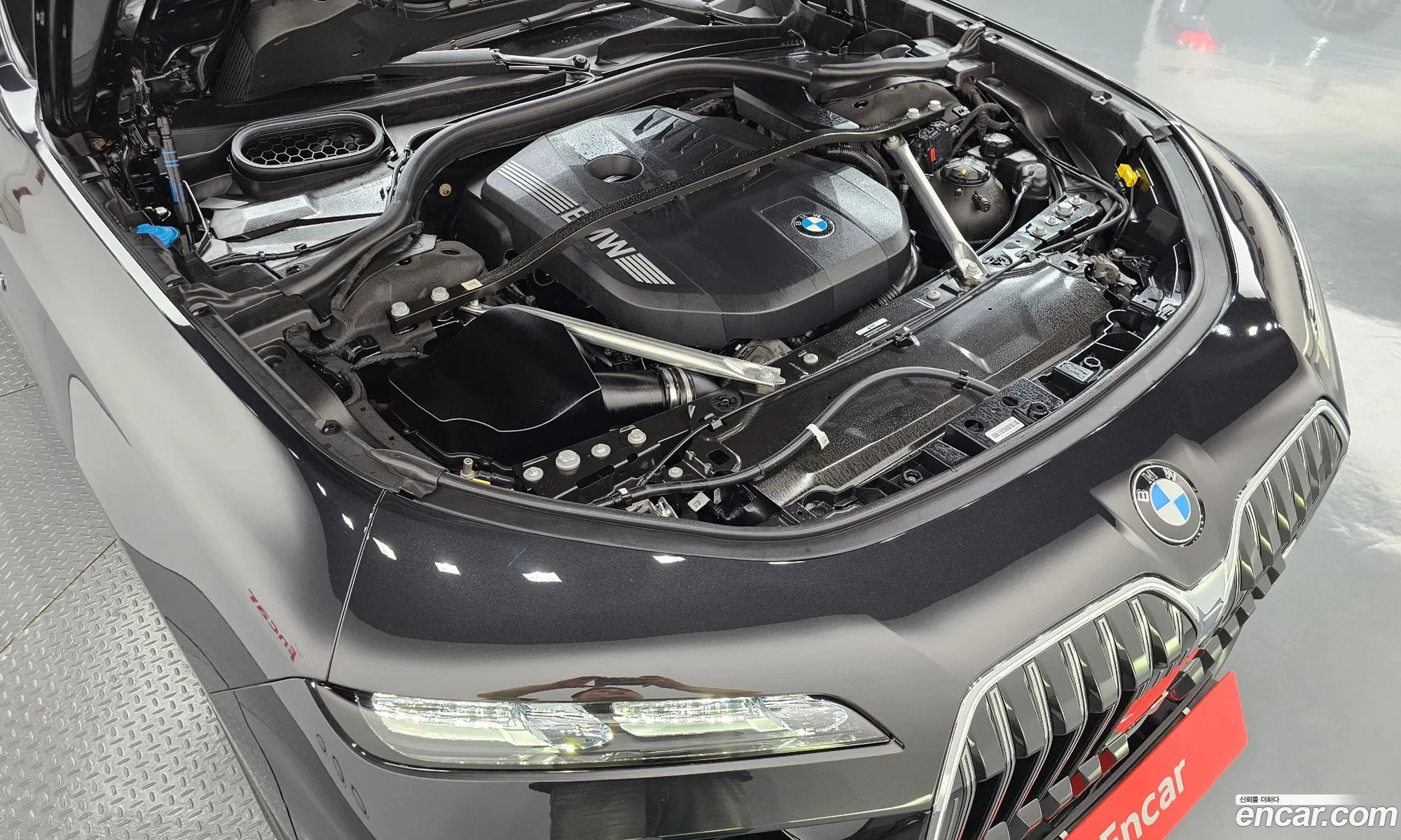 BMW 7 Series 2025 — 18