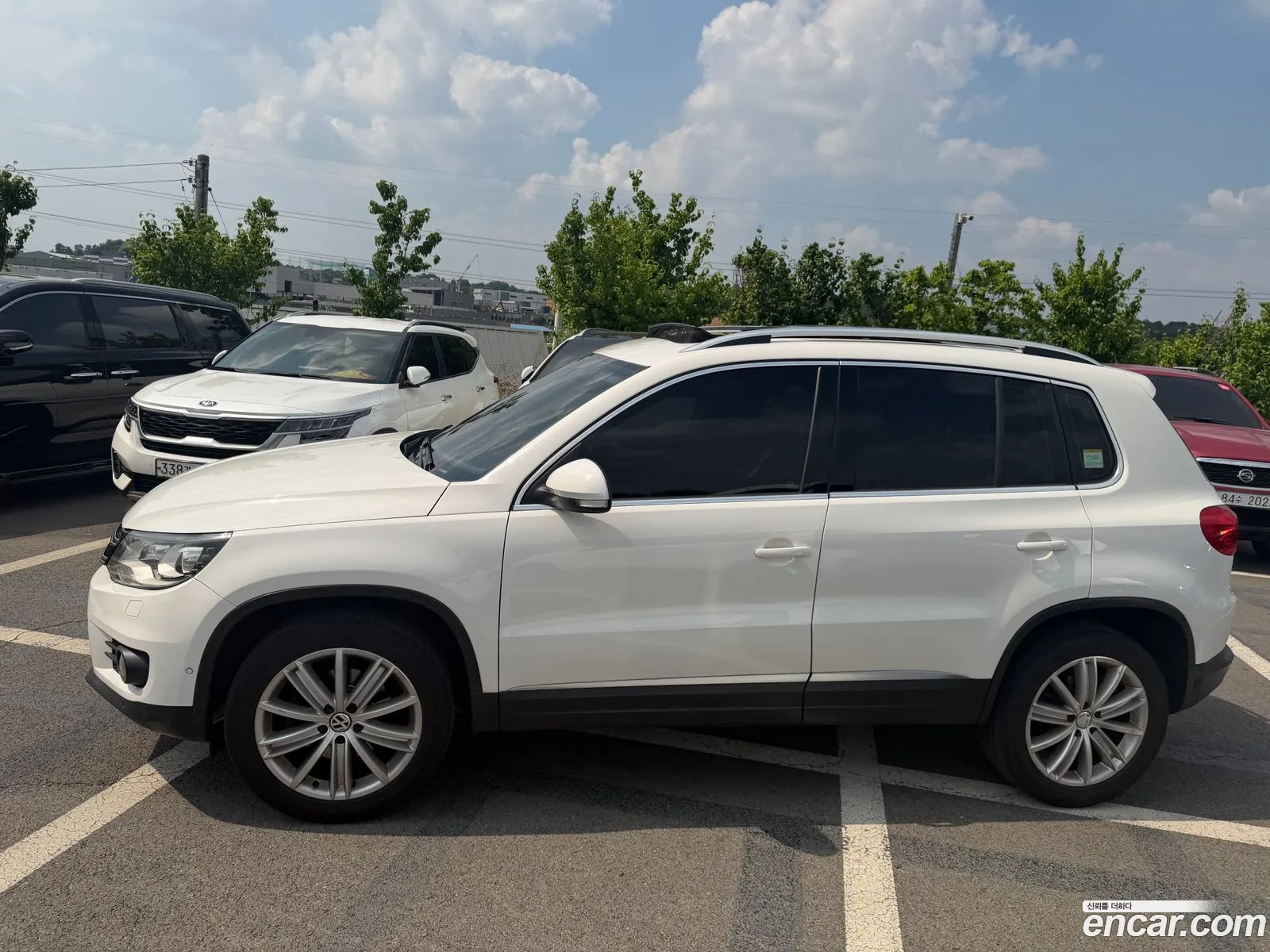 Volkswagen Tiguan 2013 — 16