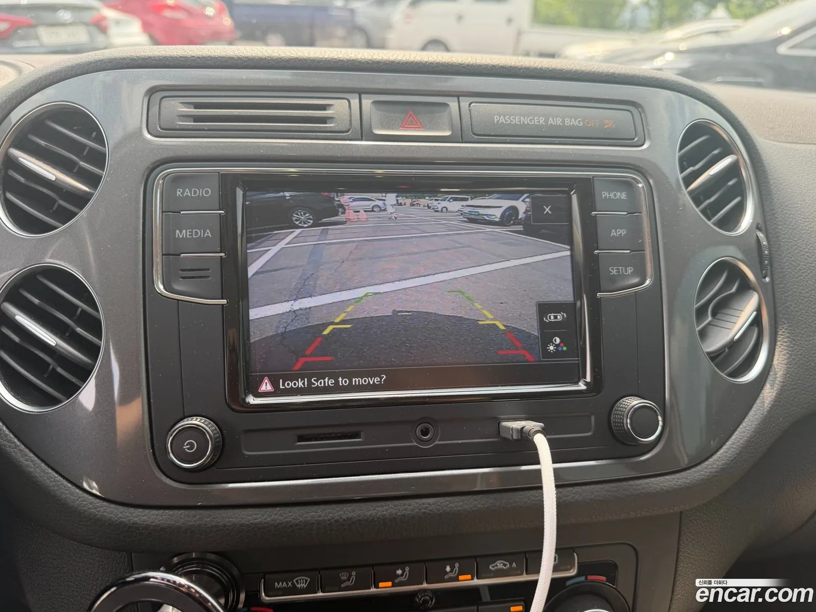Volkswagen Tiguan 2013 — 10