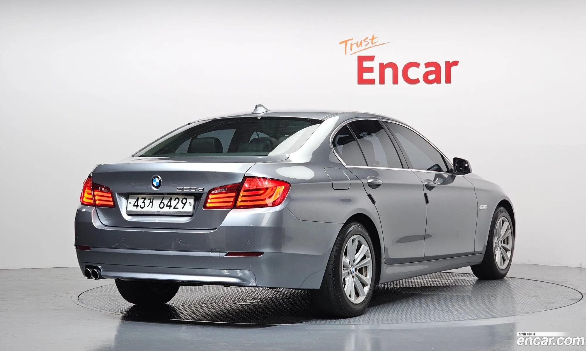 BMW 5 Series 2013 WBAXA3100DDW63916 — 2