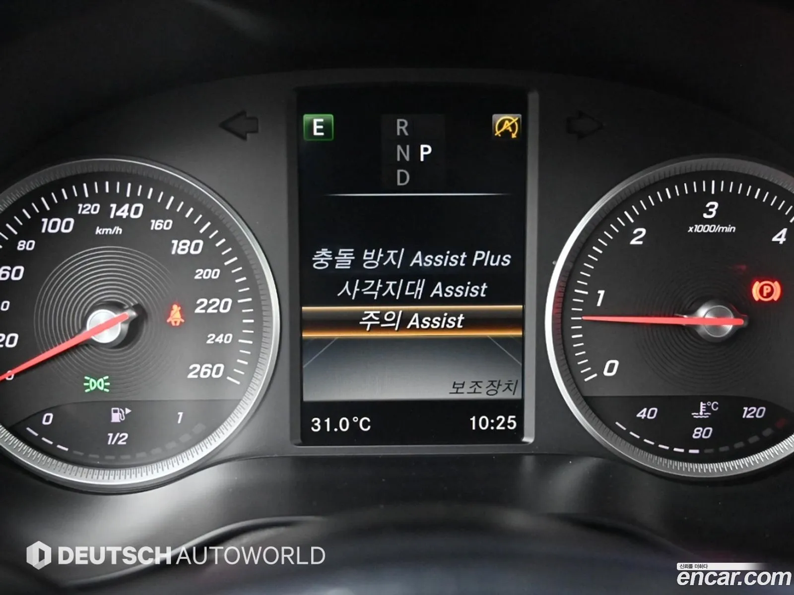 Mercedes-Benz GLC-Class X253 2016 — 13