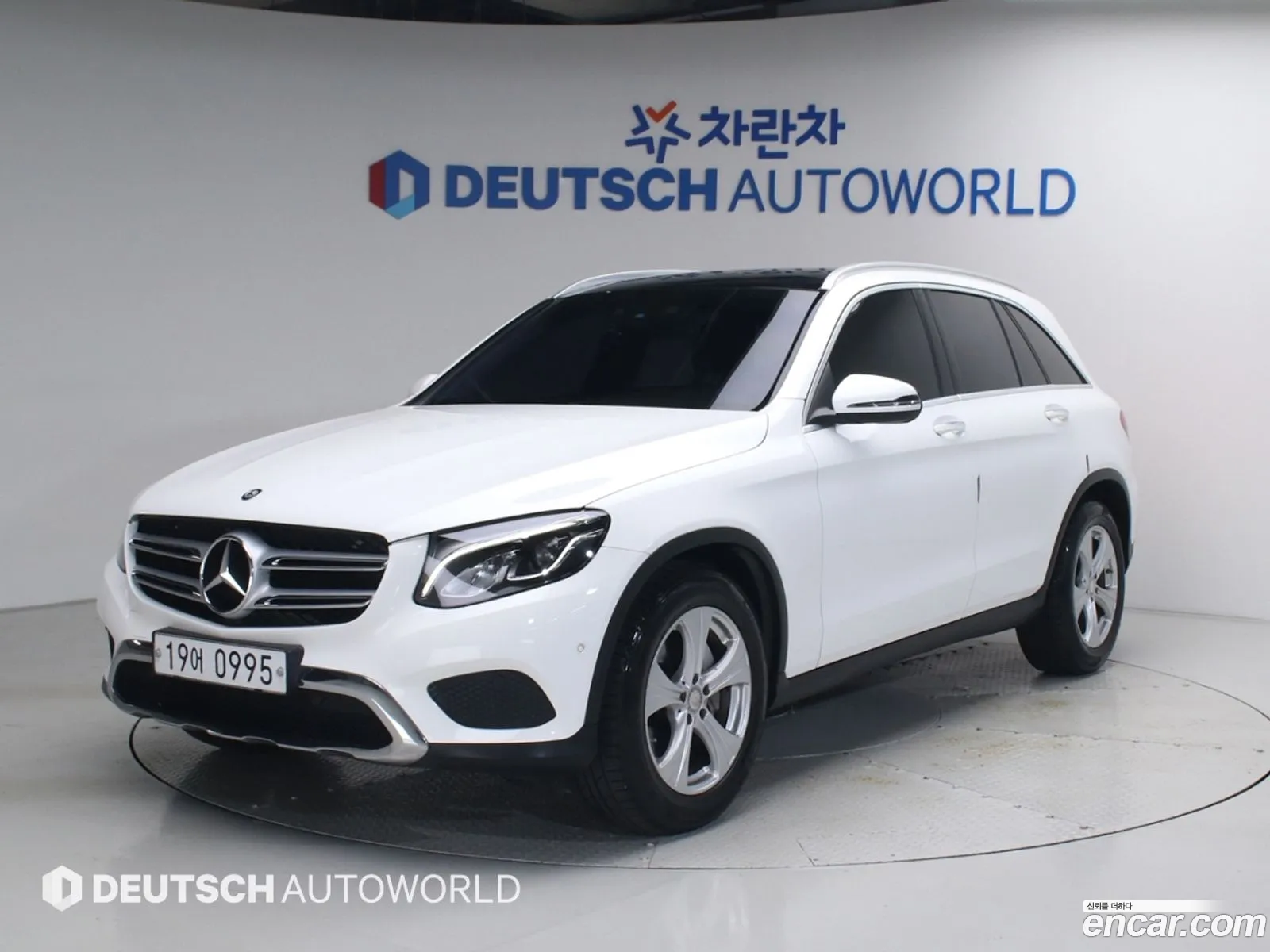 Mercedes-Benz GLC-Class X253 2016 — 20
