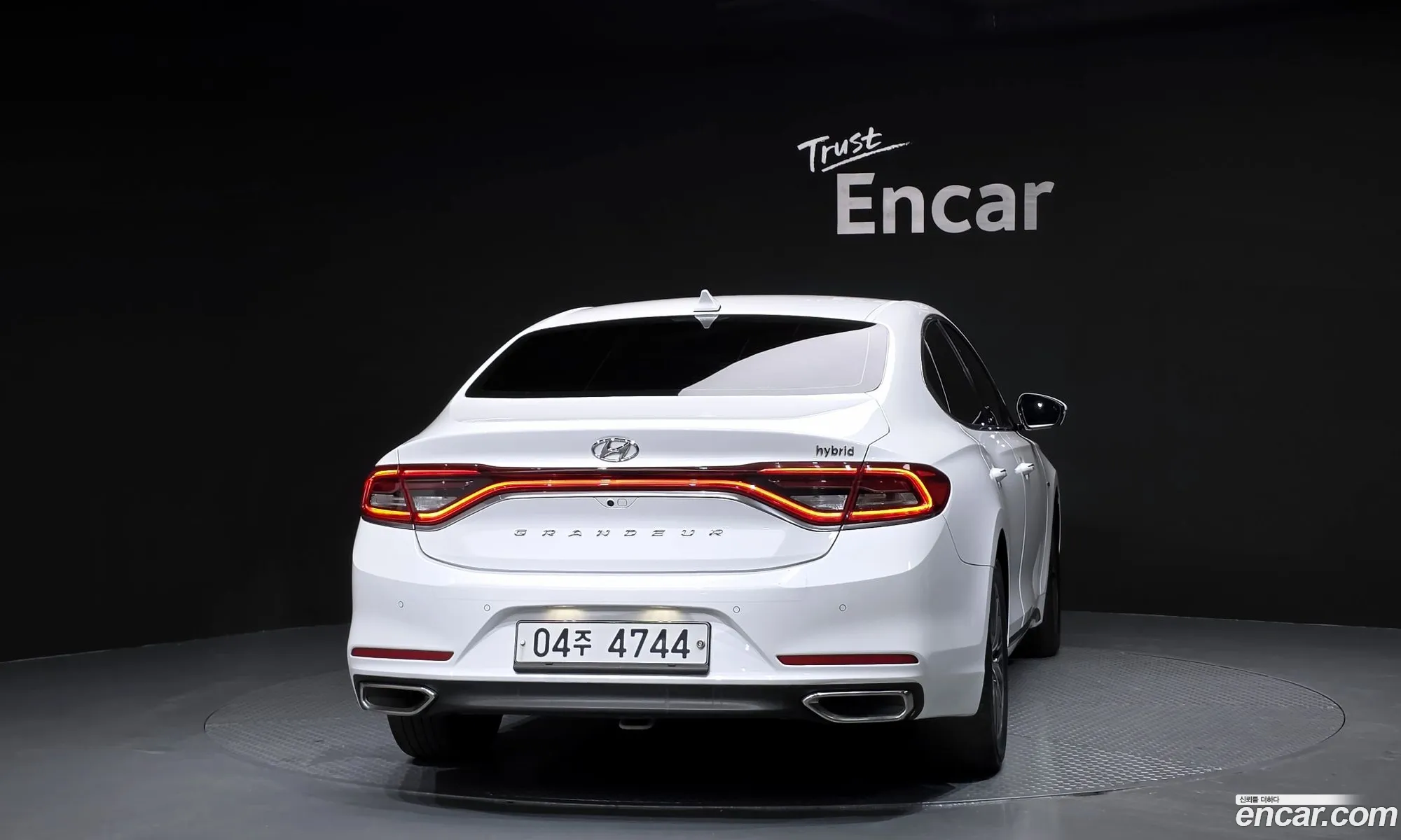 Hyundai Grandeur IG Hybrid 2017 — 3