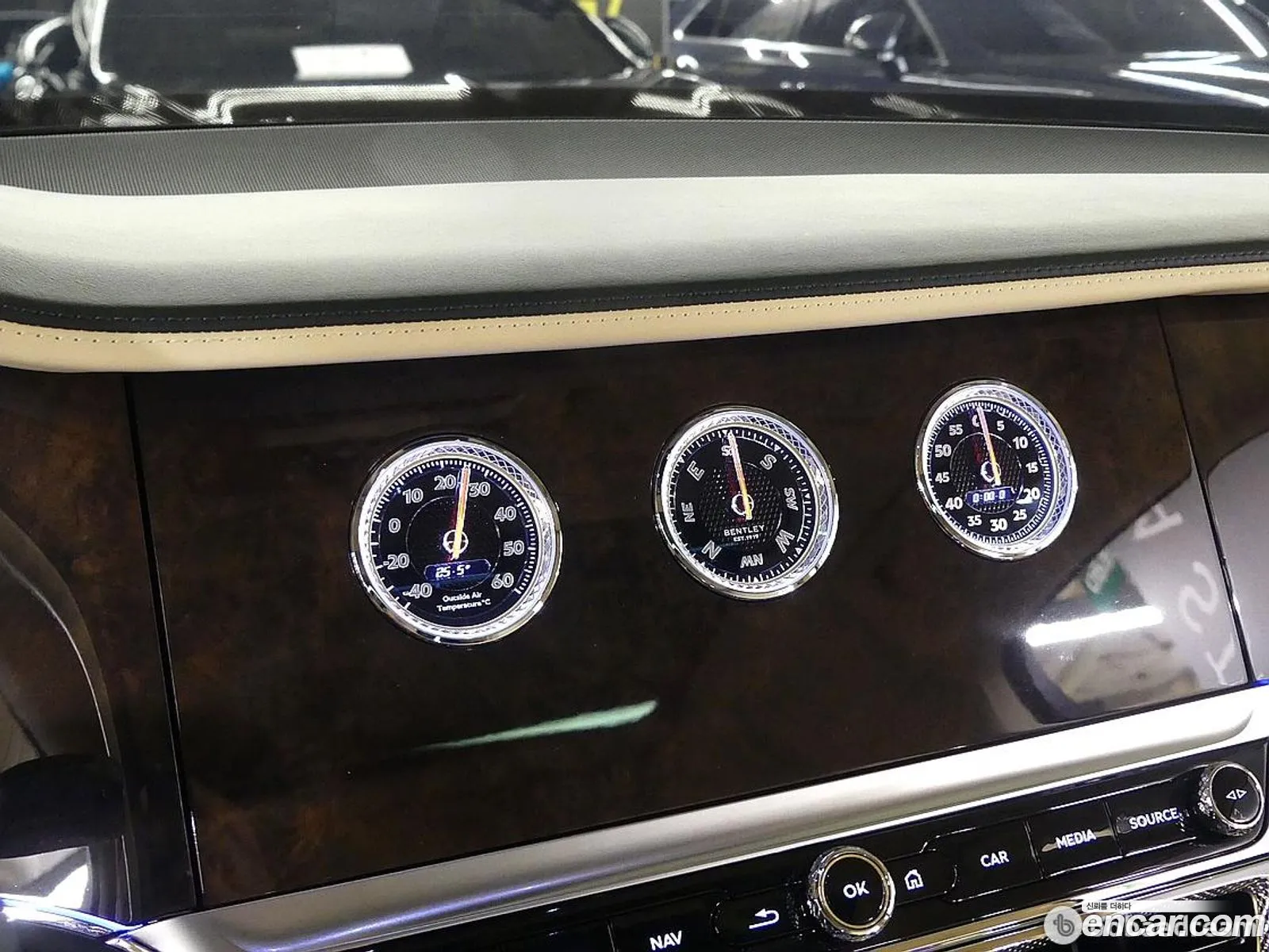 Bentley Flying Spur 2022 — 4