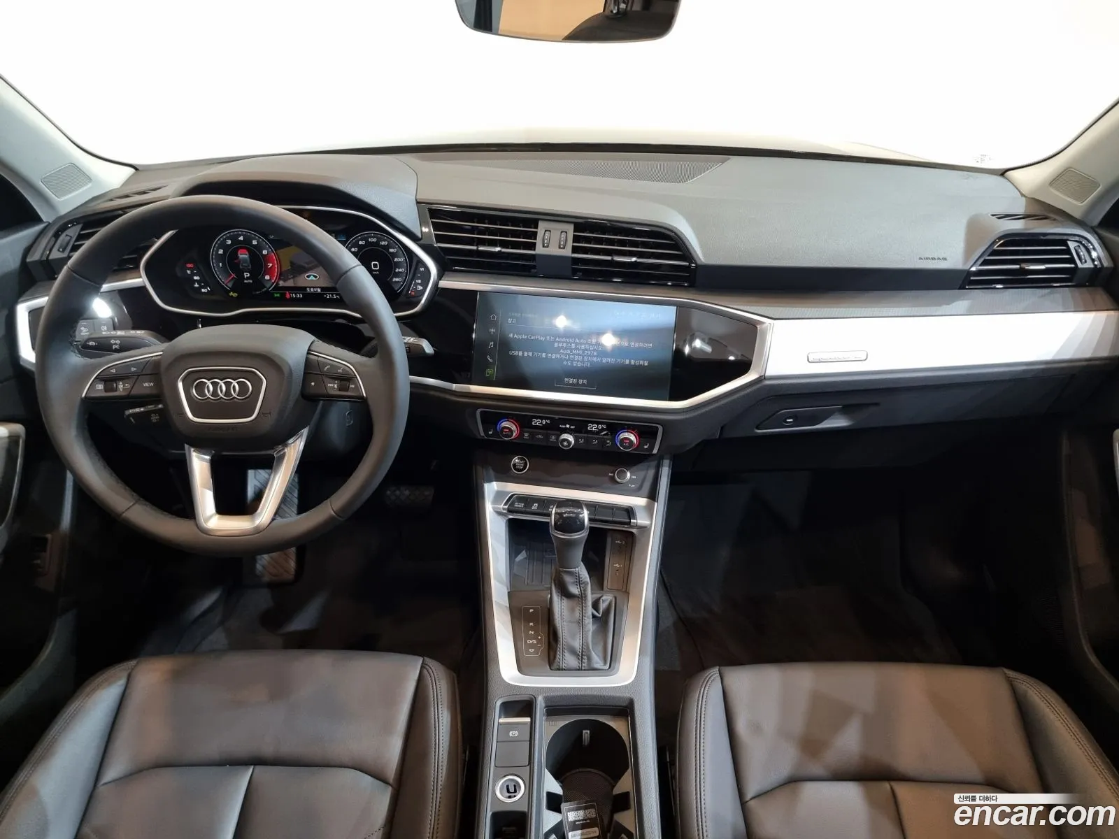 Audi Q3 2025 — 18