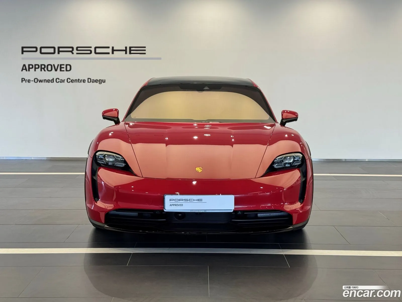 Porsche Taycan 2023 — 8