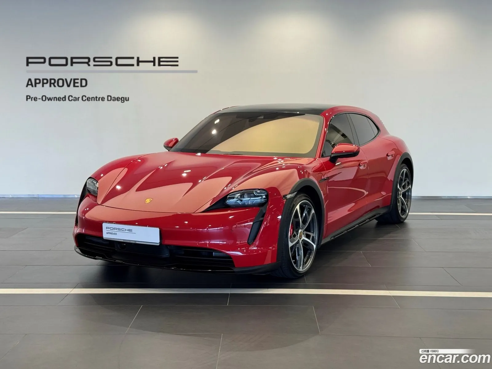 Porsche Taycan 2023 — 17