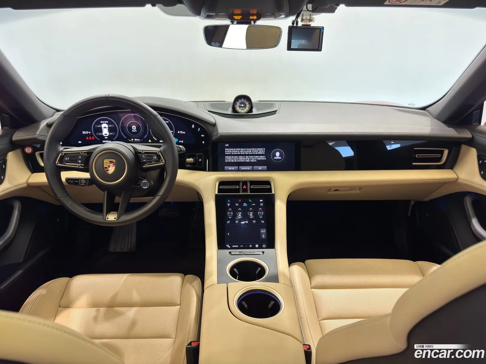 Porsche Taycan 2023 — 9