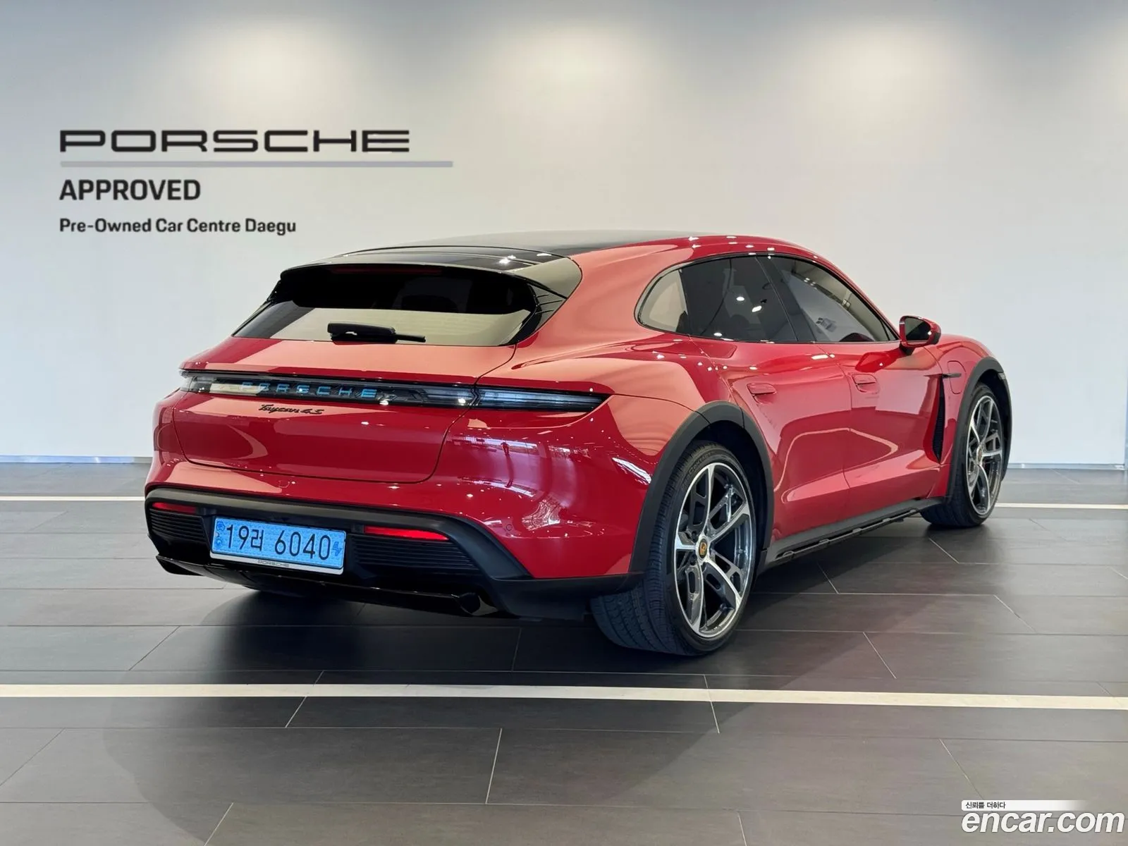 Porsche Taycan 2023 — 11