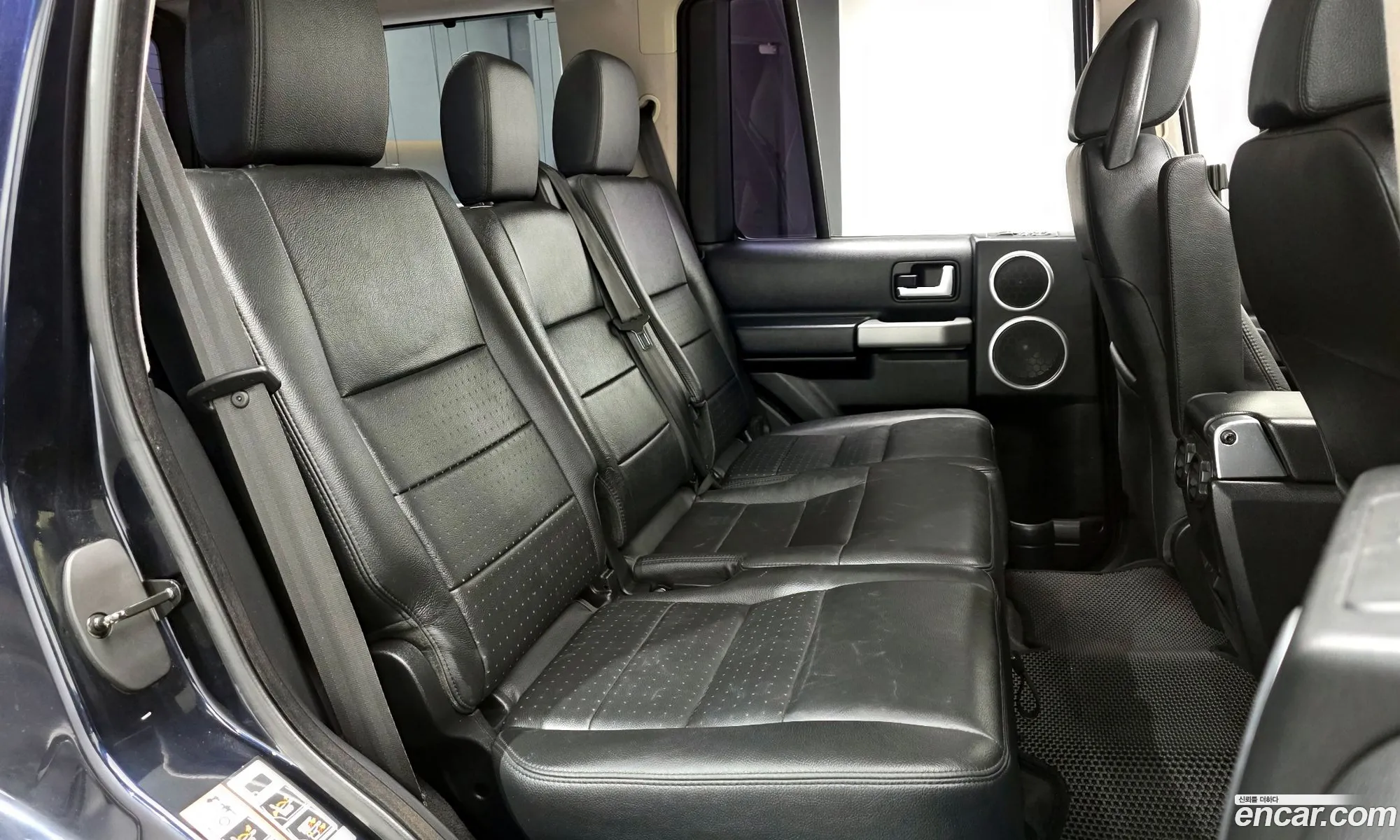 Land Rover Discovery 3 2008 SALLAAA148A470954 — 3