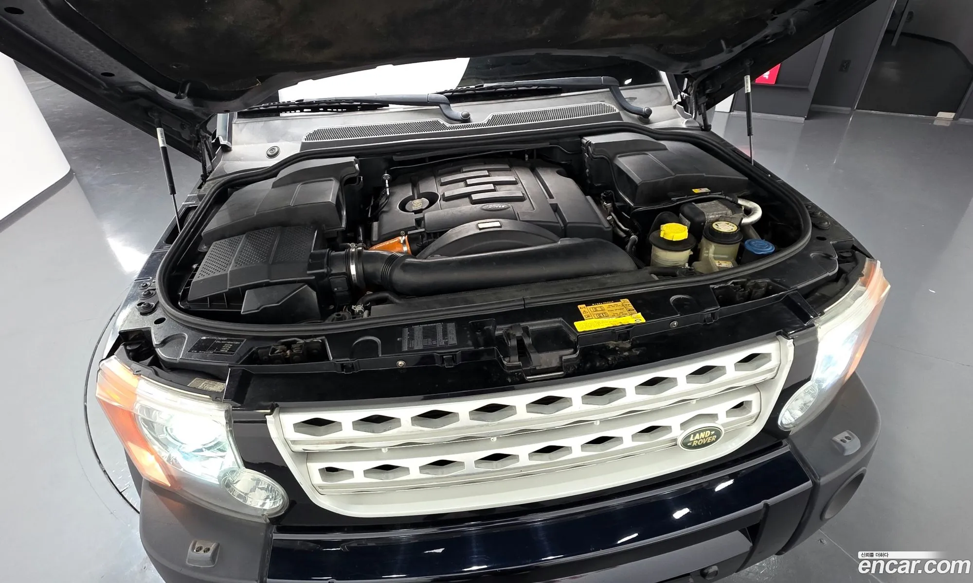 Land Rover Discovery 3 2008 SALLAAA148A470954 — 4