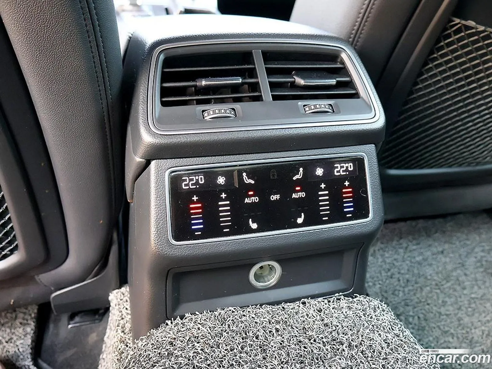 Audi A6 2020 — 17
