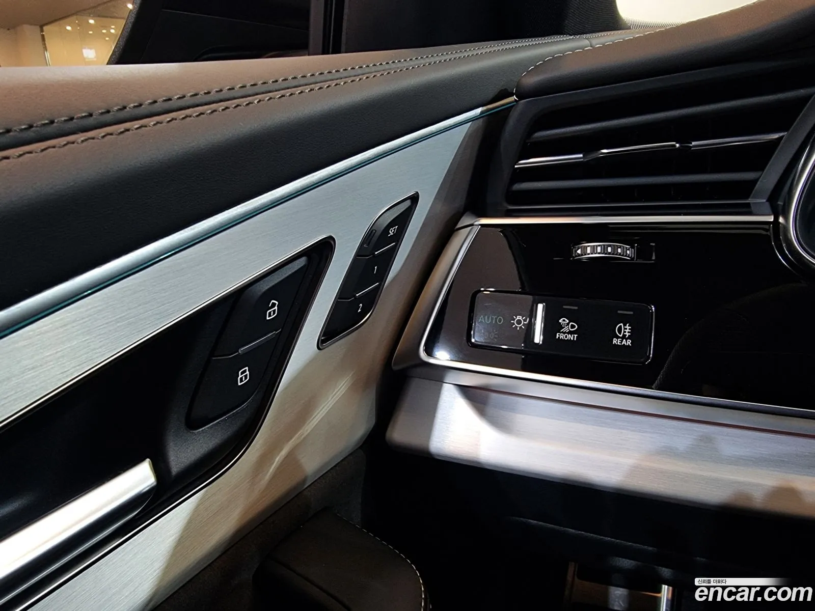 Audi Q8 2024 — 16