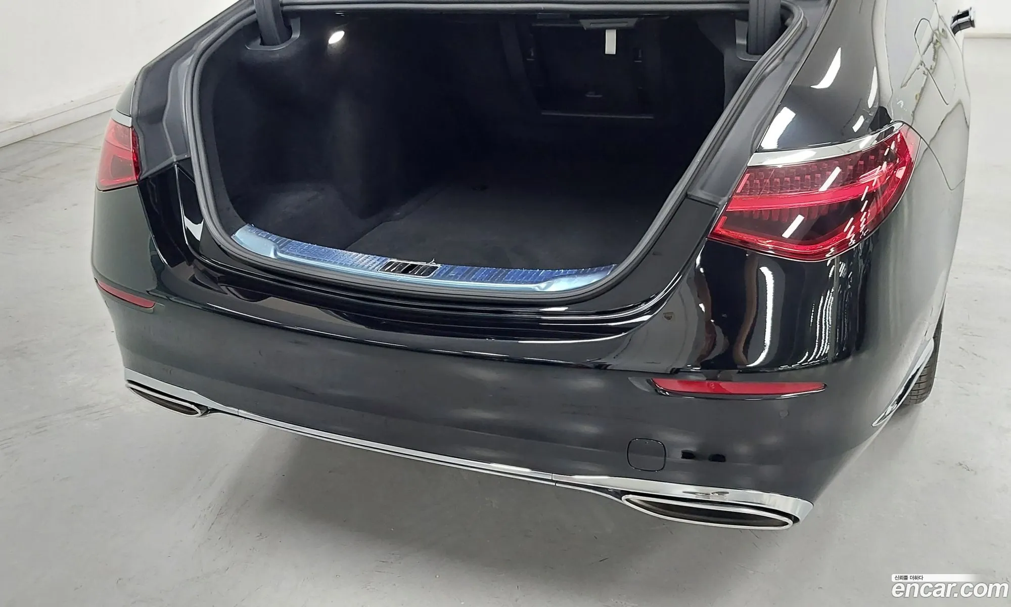Mercedes-Benz S-Class W223 2023 — 17