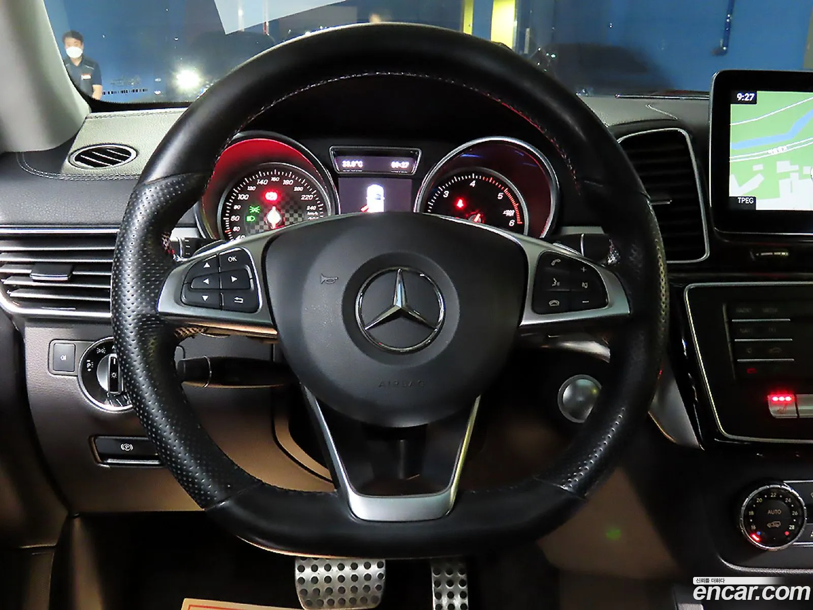 Mercedes-Benz GLE-Class W166 2018 — 12