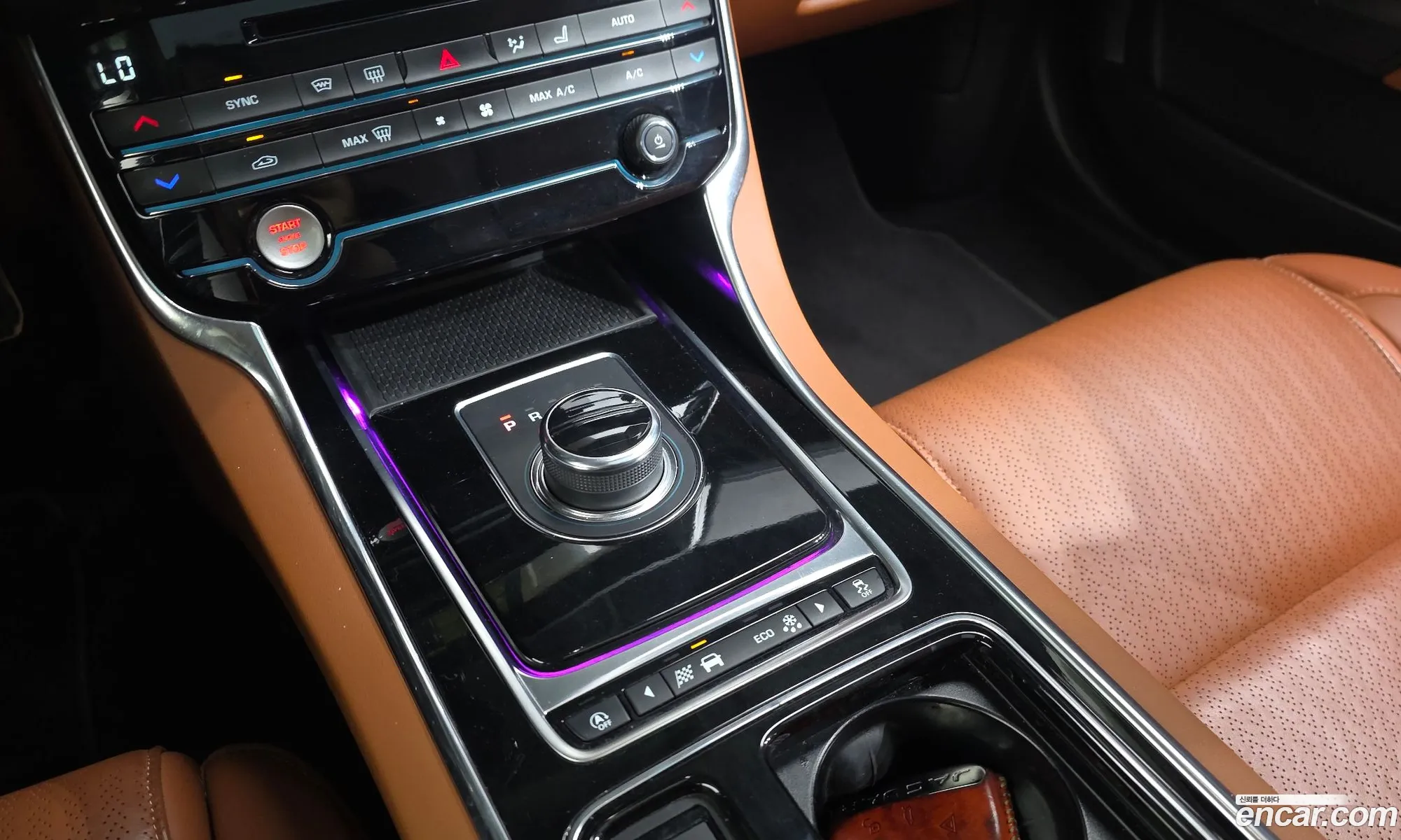 Jaguar XE 2019 SAJAB4BN3KCP51210 — 20