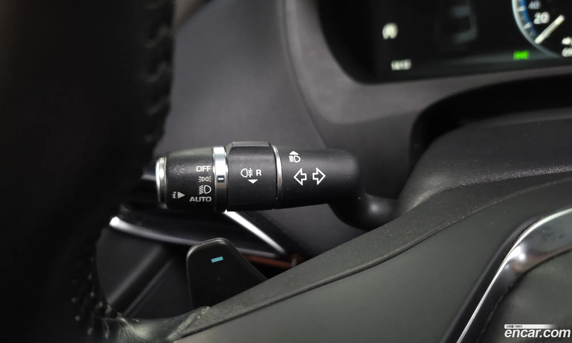 Jaguar XE 2019 SAJAB4BN3KCP51210 — 15
