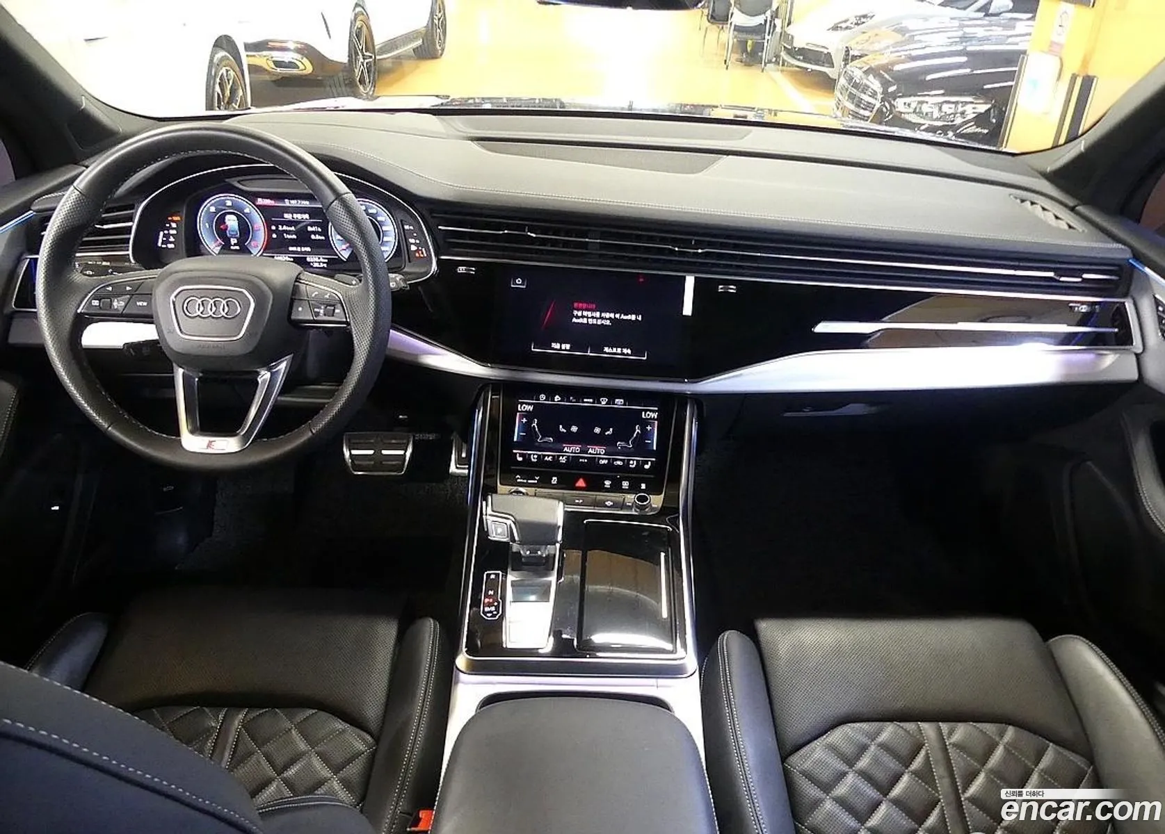Audi Q7 2023 — 12