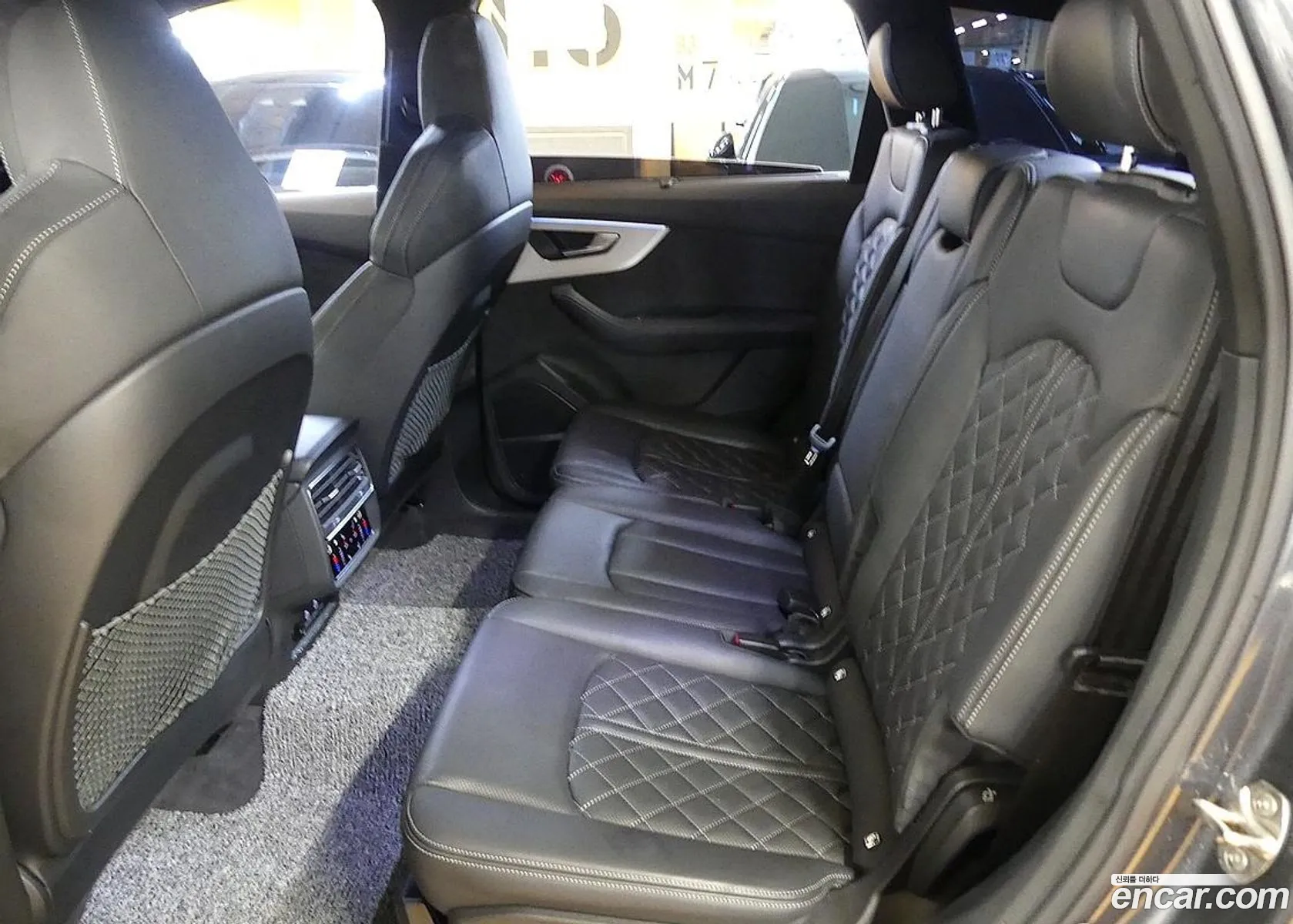 Audi Q7 2023 — 15