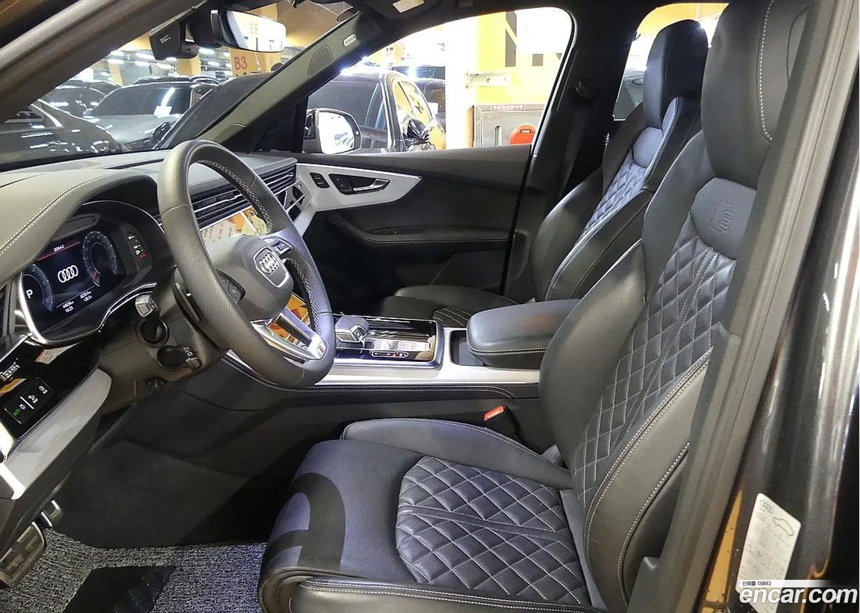 Audi Q7 2023 — 17