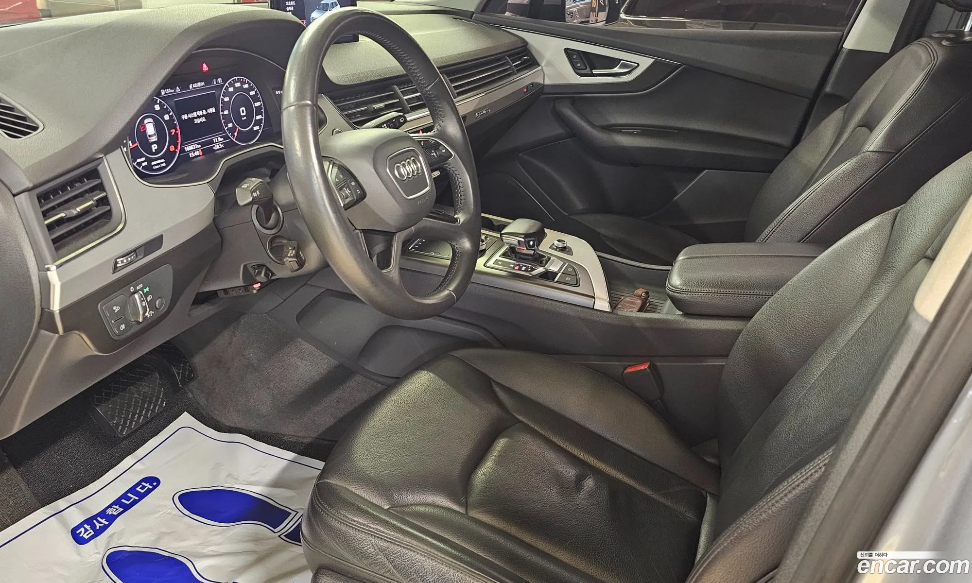 Audi Q7 2019 — 19