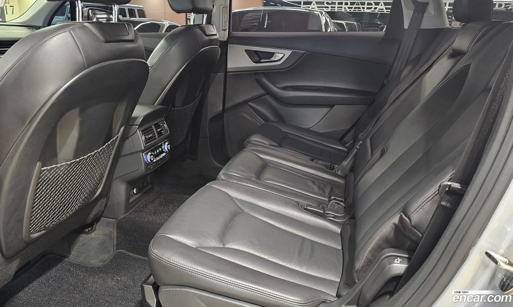 Audi Q7 2019 — 11