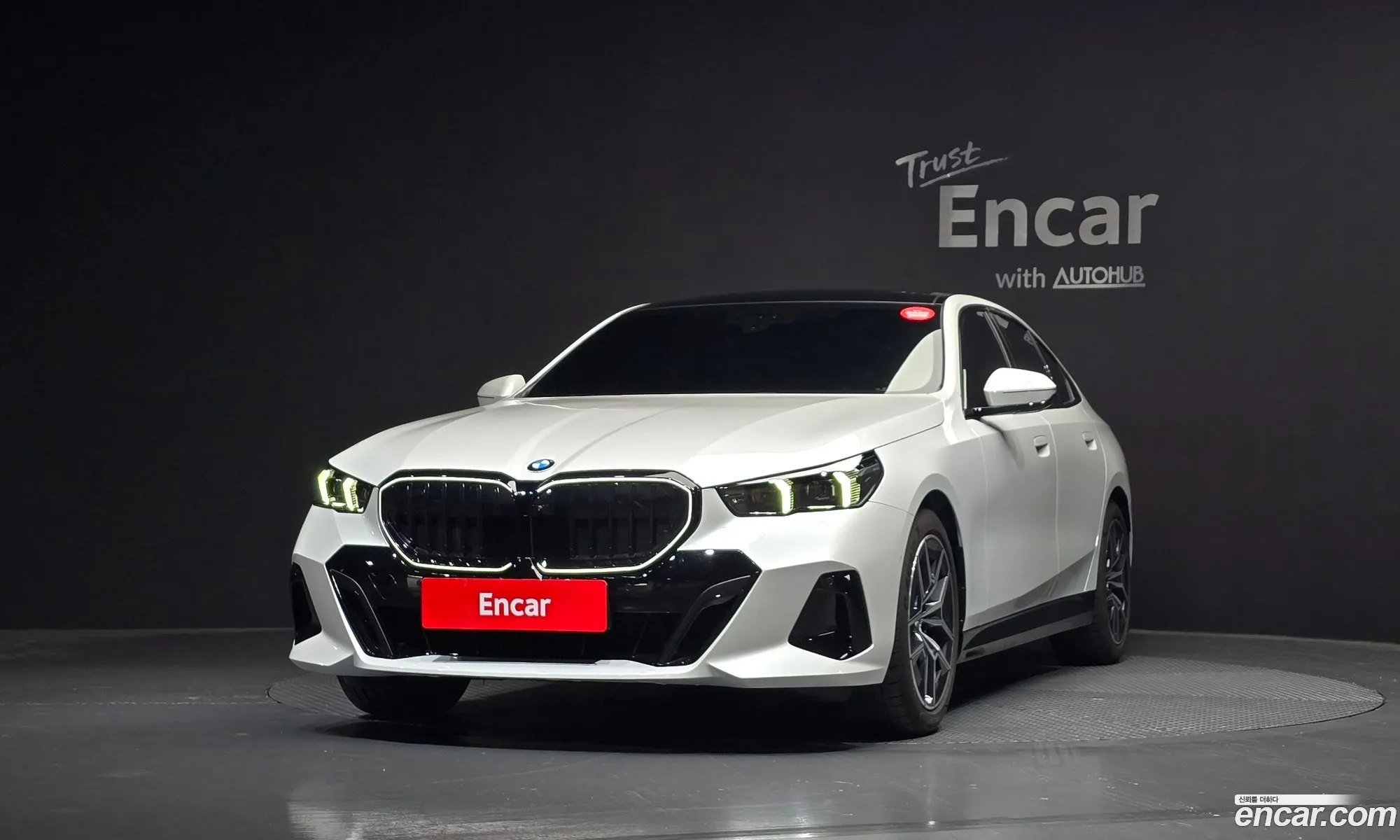 BMW 5 Series 2025 — 14