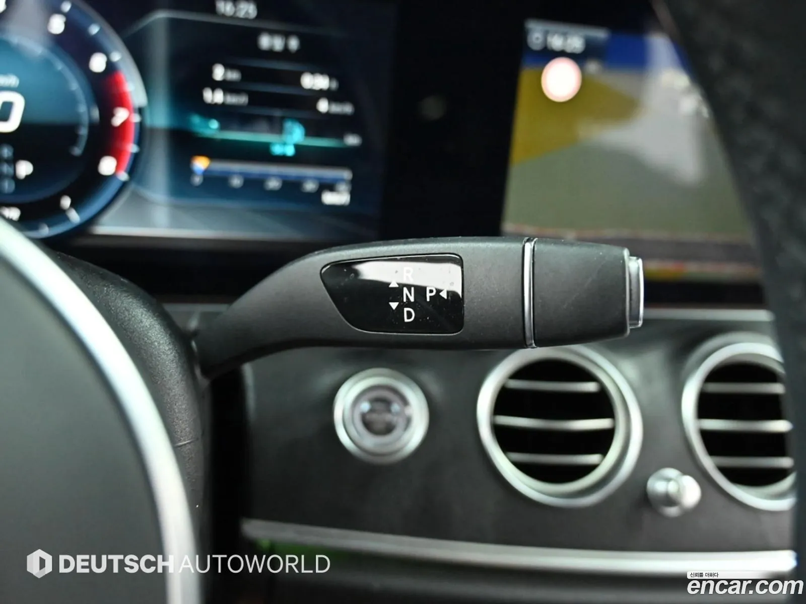 Mercedes-Benz E-Class W213 2020 — 18