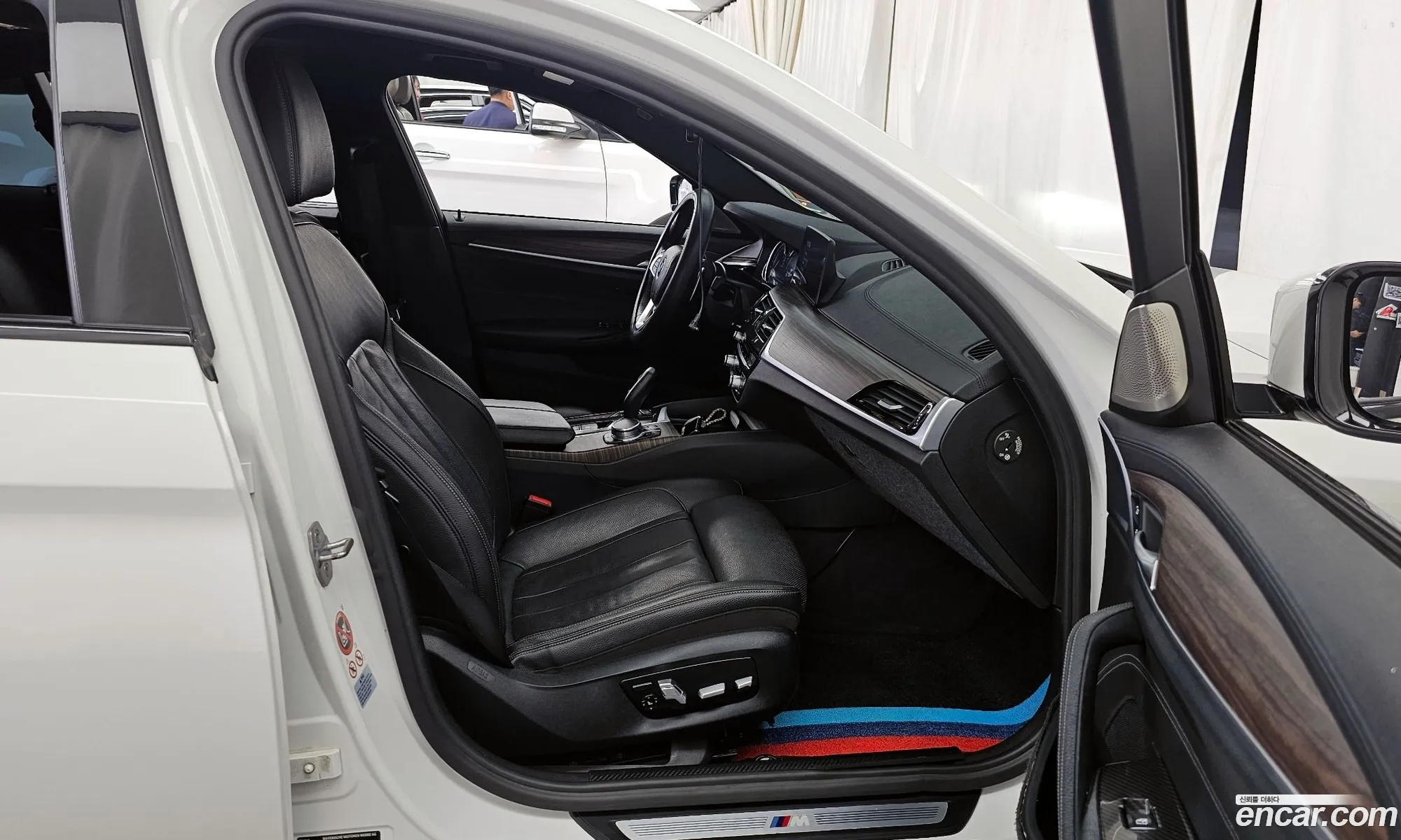 BMW 5 Series 2017 WBAJD9100HG477152 — 18