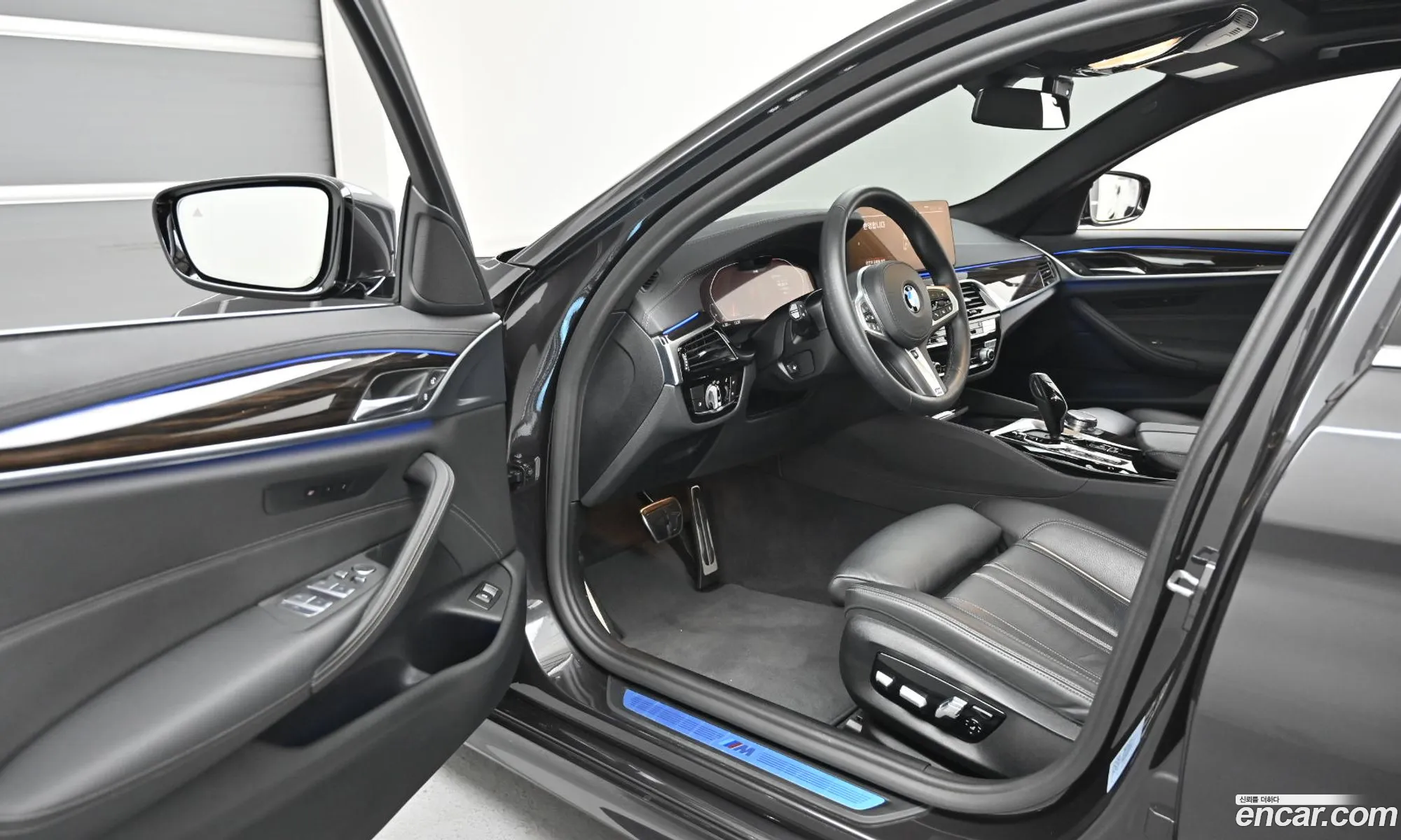 BMW 5 Series 2021 — 18