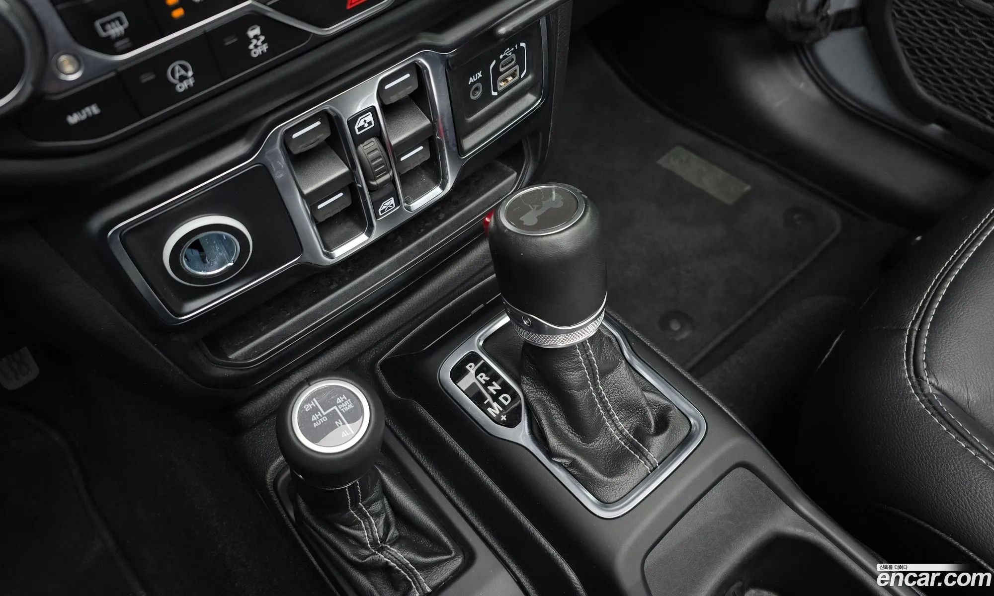 Jeep Wrangler 2022 — 28