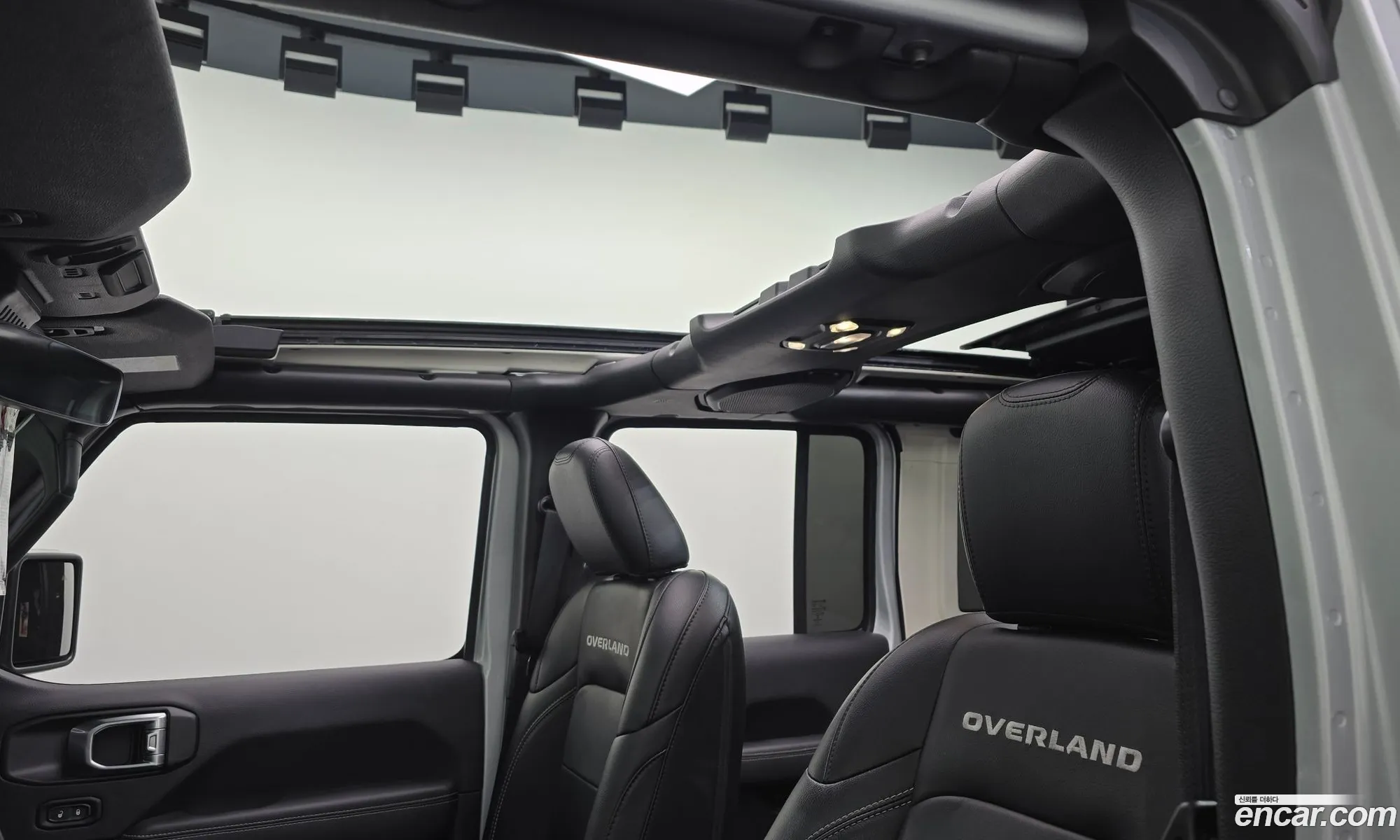 Jeep Wrangler 2022 — 22