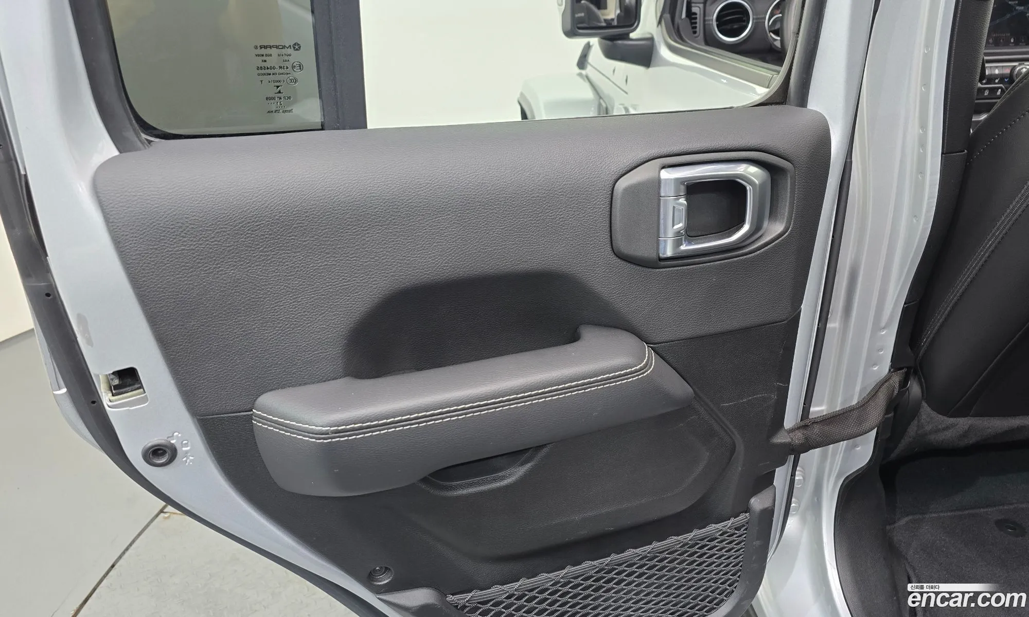Jeep Wrangler 2022 — 21