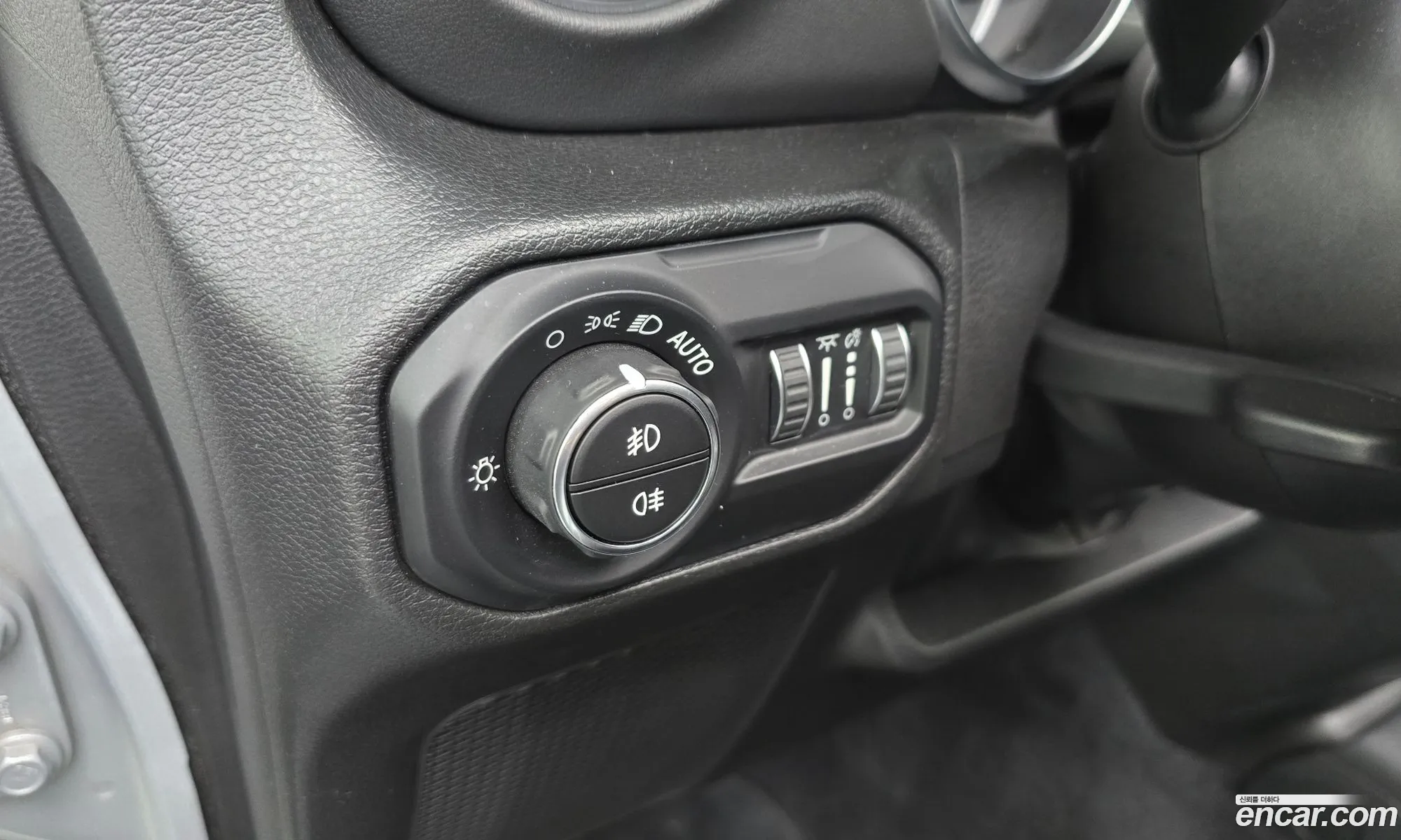 Jeep Wrangler 2022 — 23