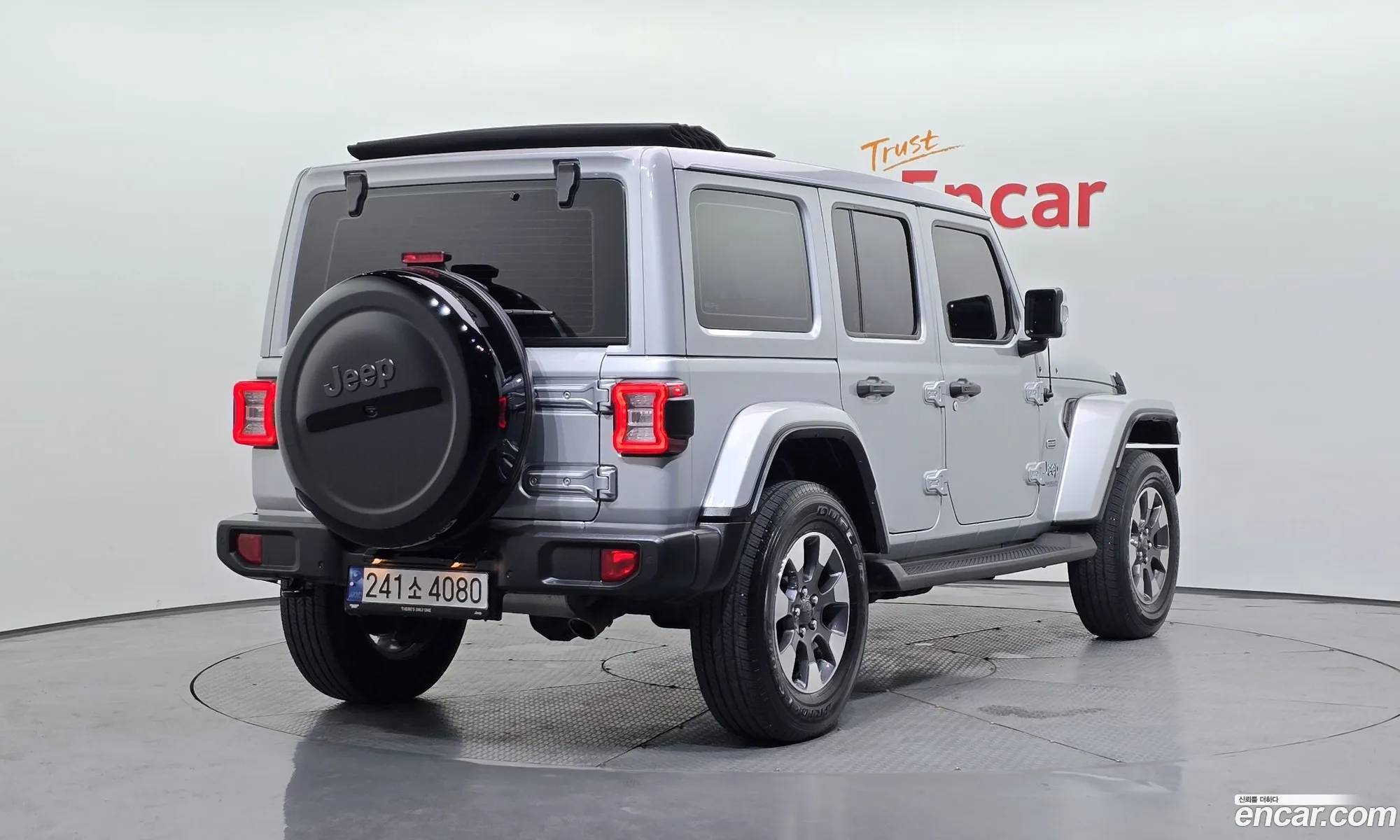 Jeep Wrangler 2022 — 2