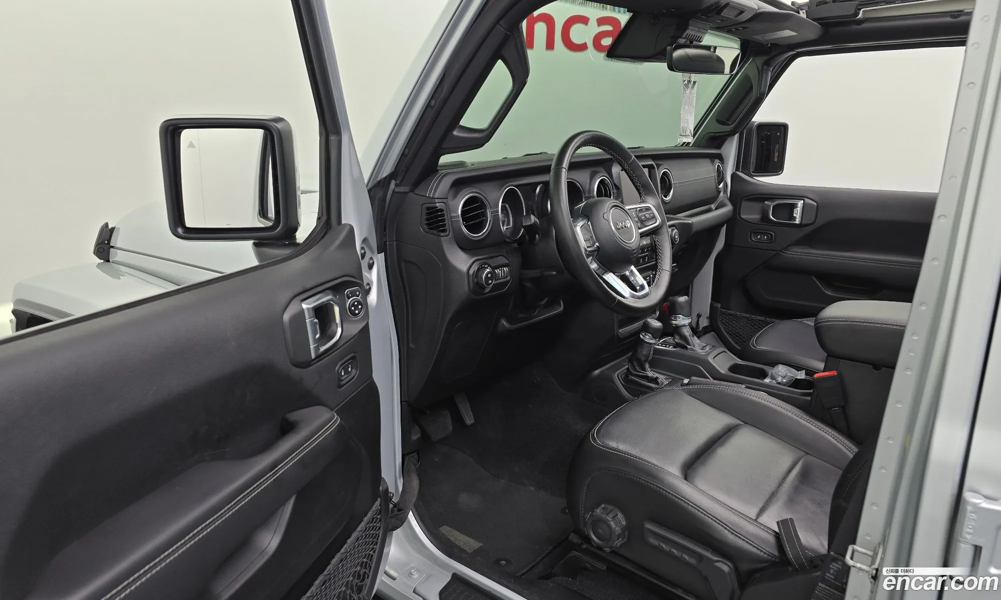 Jeep Wrangler 2022 — 10