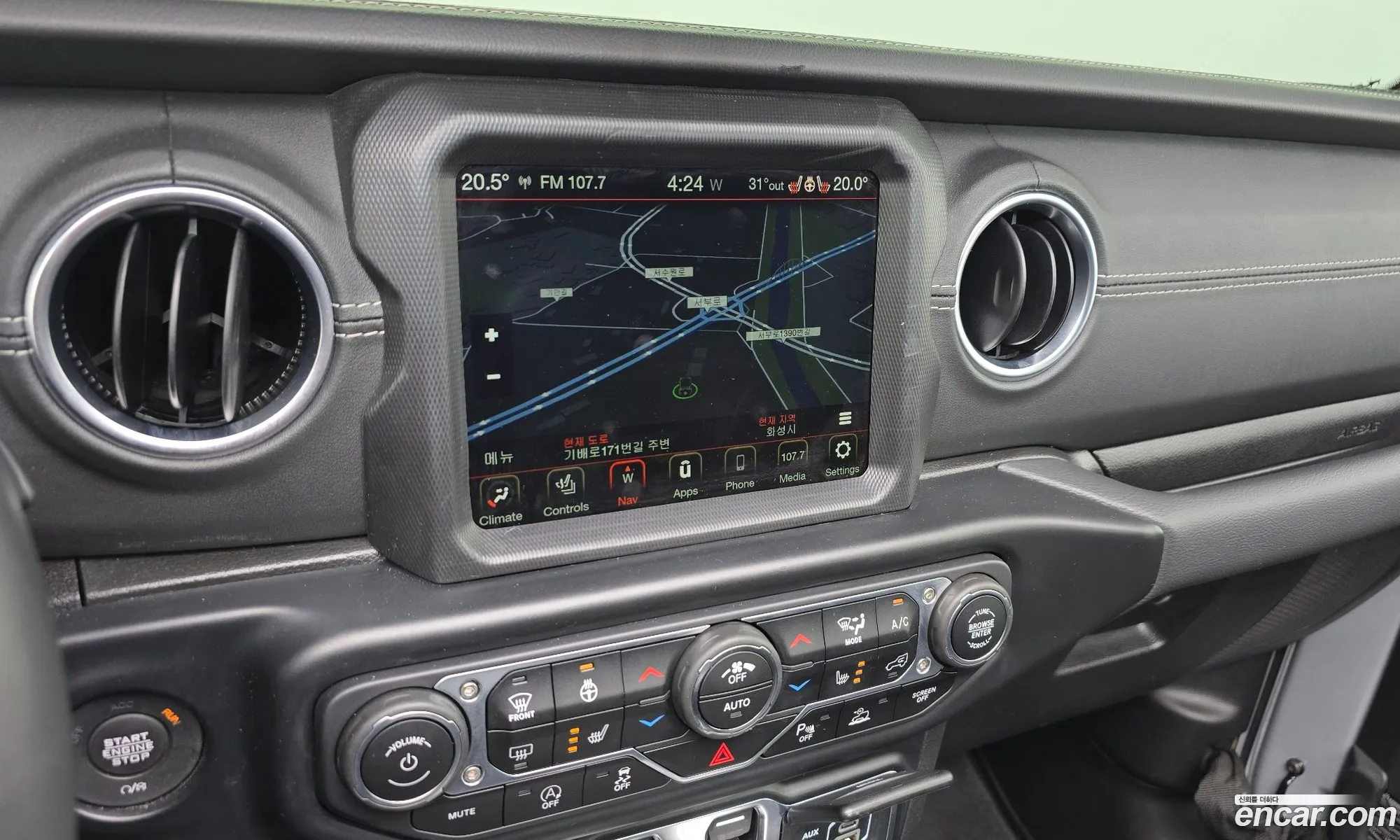 Jeep Wrangler 2022 — 29