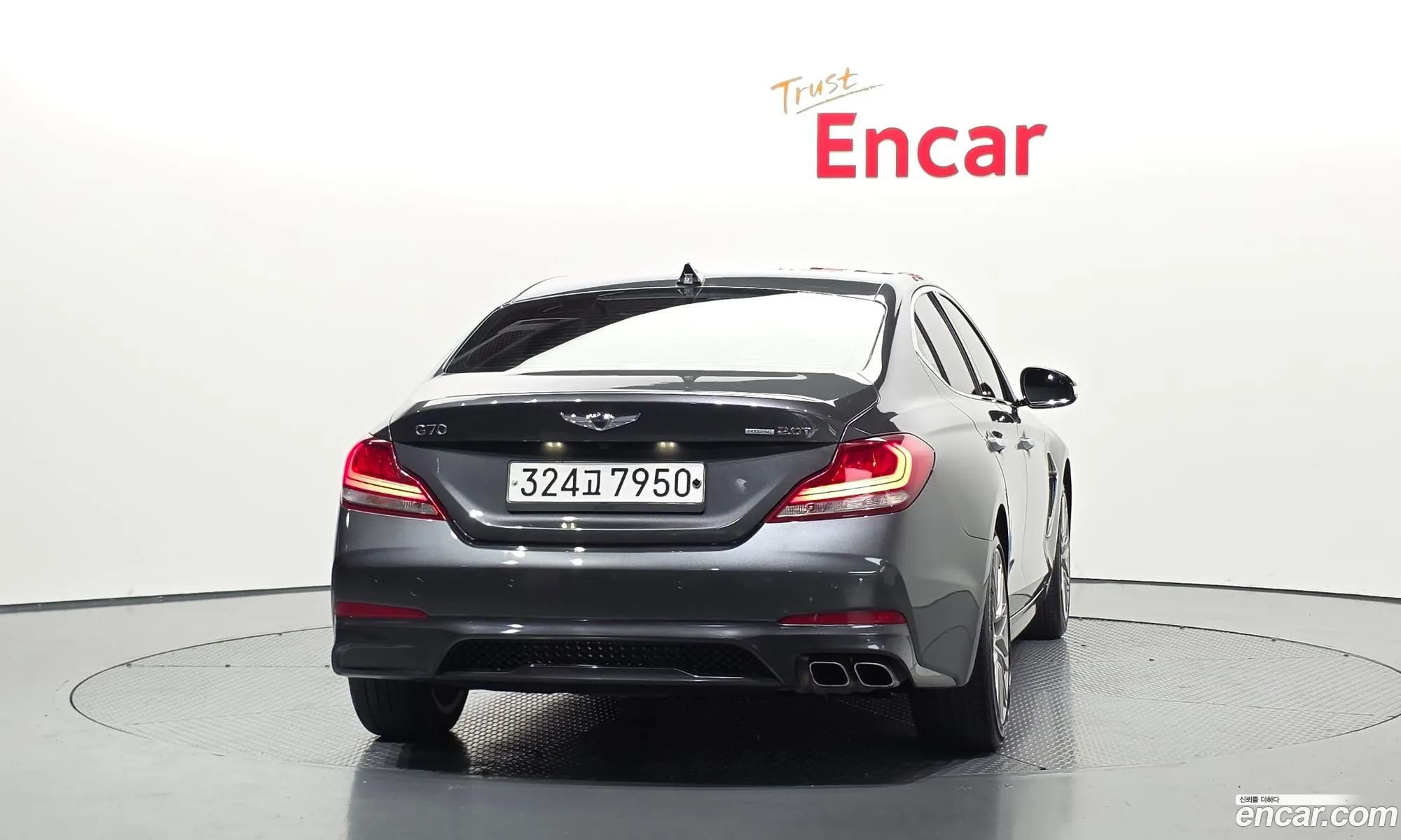 Genesis G70 2020 — 2