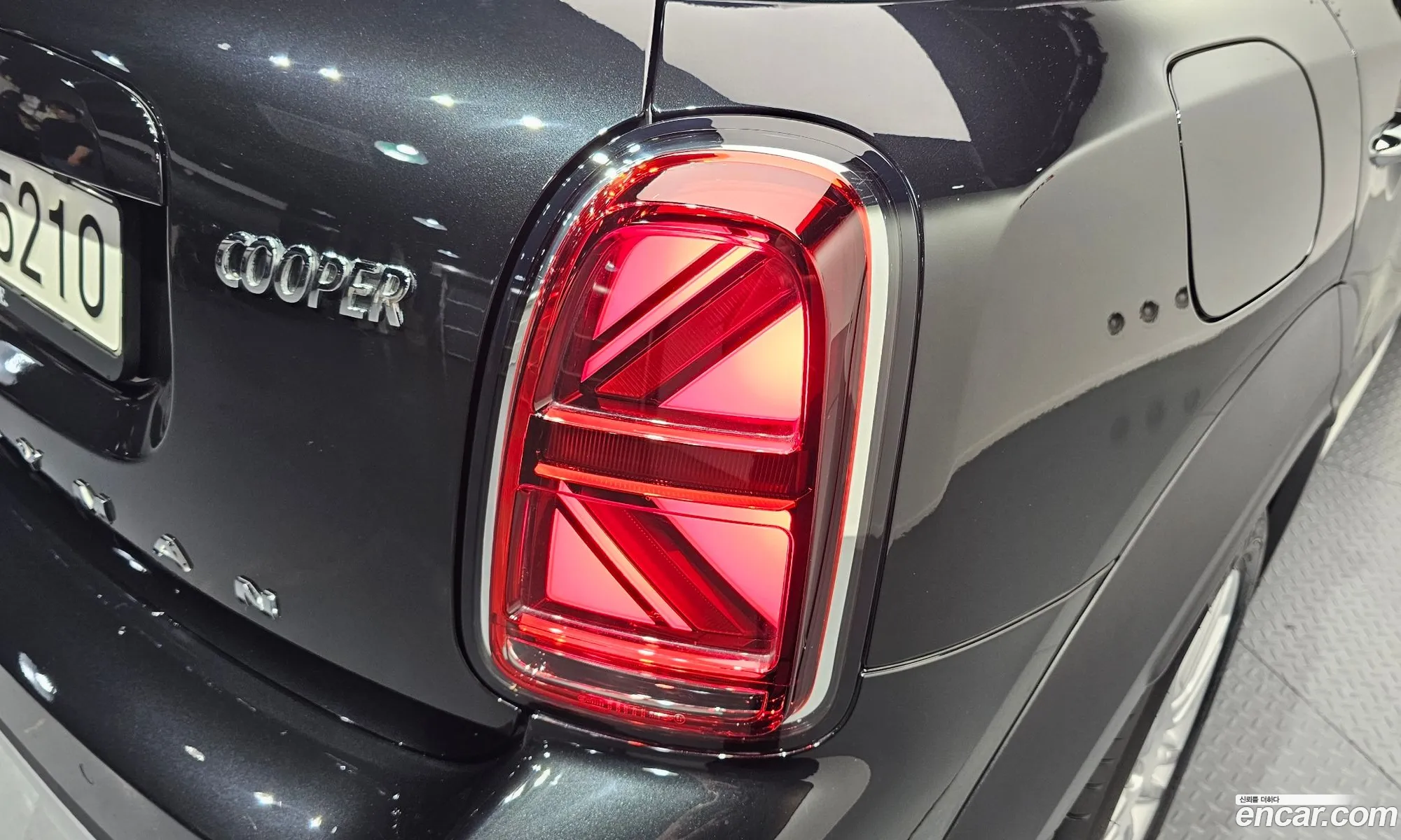 Mini Cooper Countryman 2023 — 24