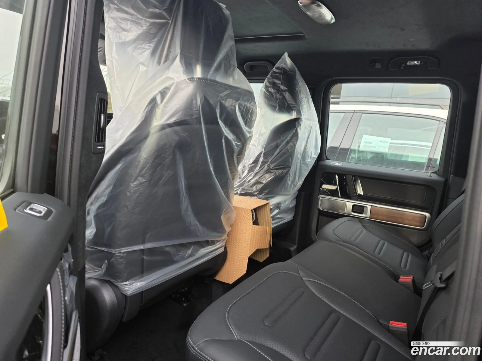 Mercedes-Benz G-Class W465 2026 — 11